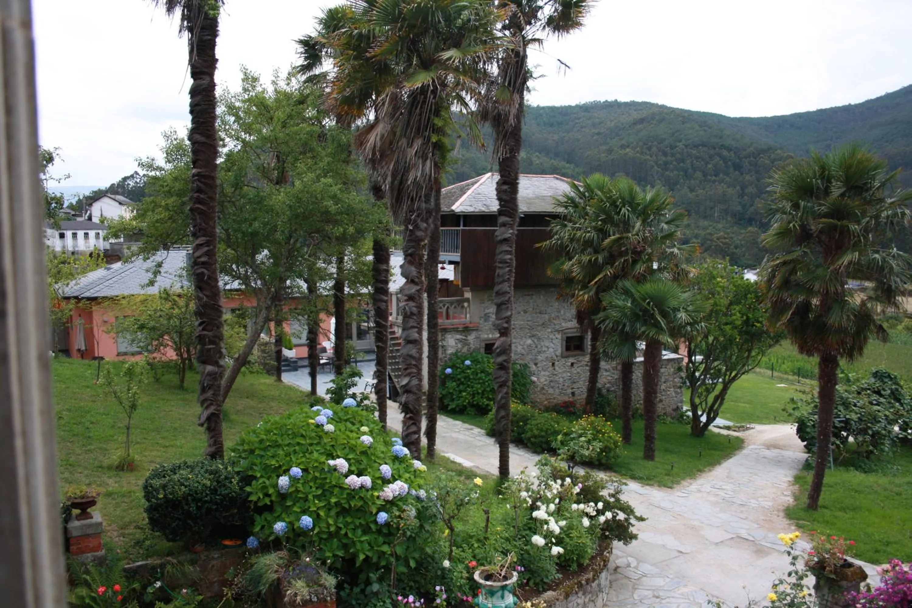 Apartamentos Arcos del Esva
