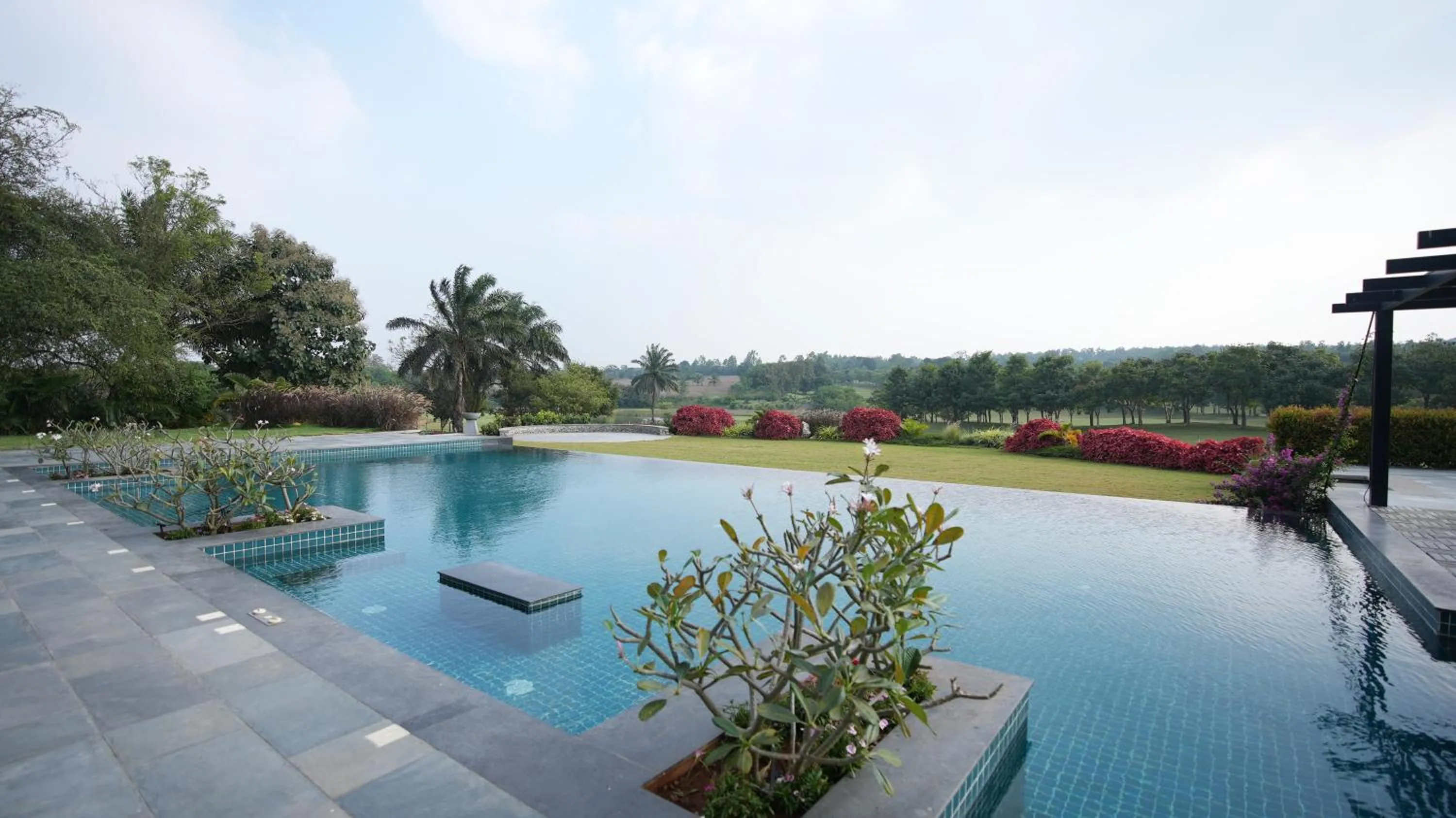 Kimmane Luxury Golf Resort