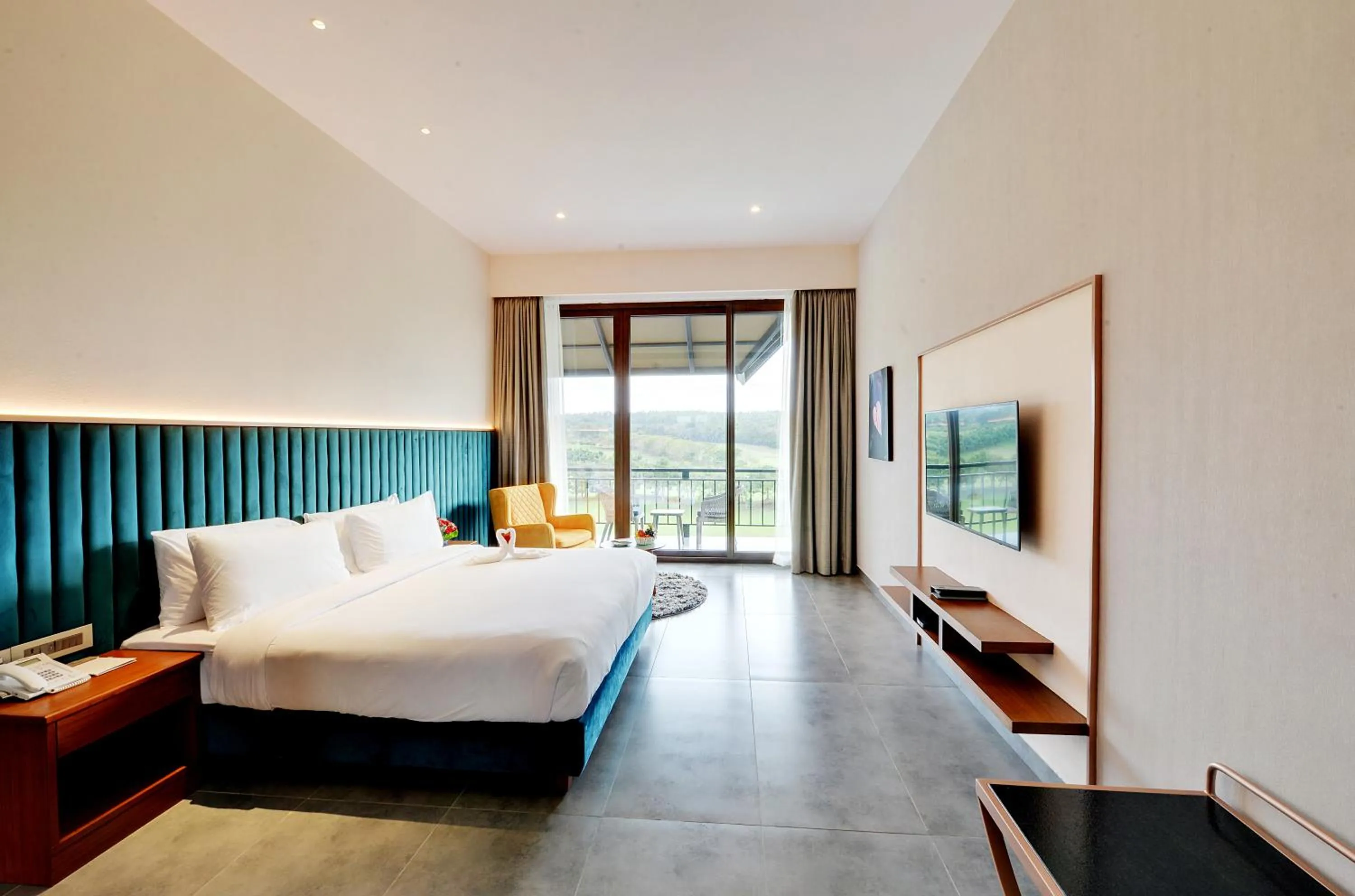 Photo of the whole room, Bed in Kimmane Luxury Golf Resort