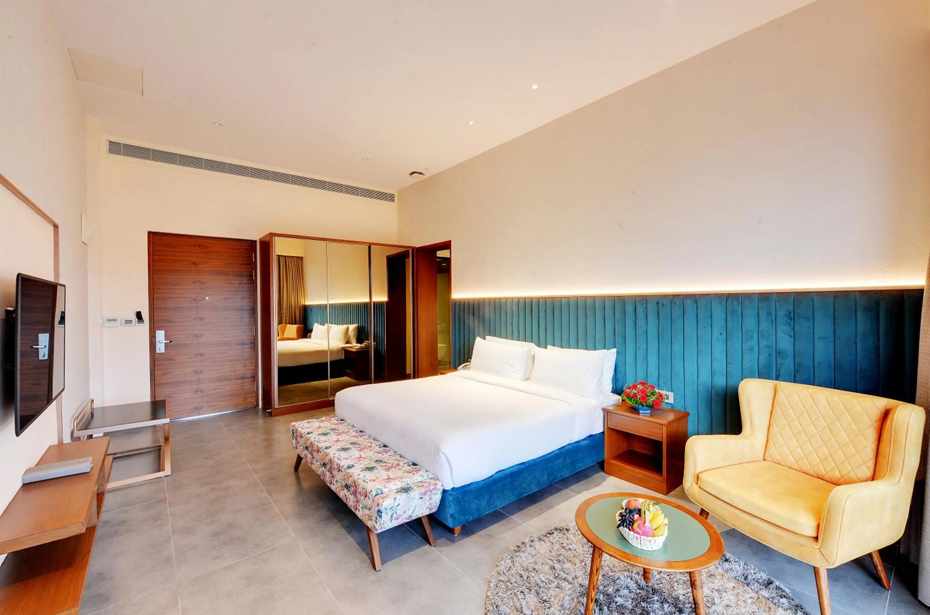 Photo of the whole room, Bed in Kimmane Luxury Golf Resort