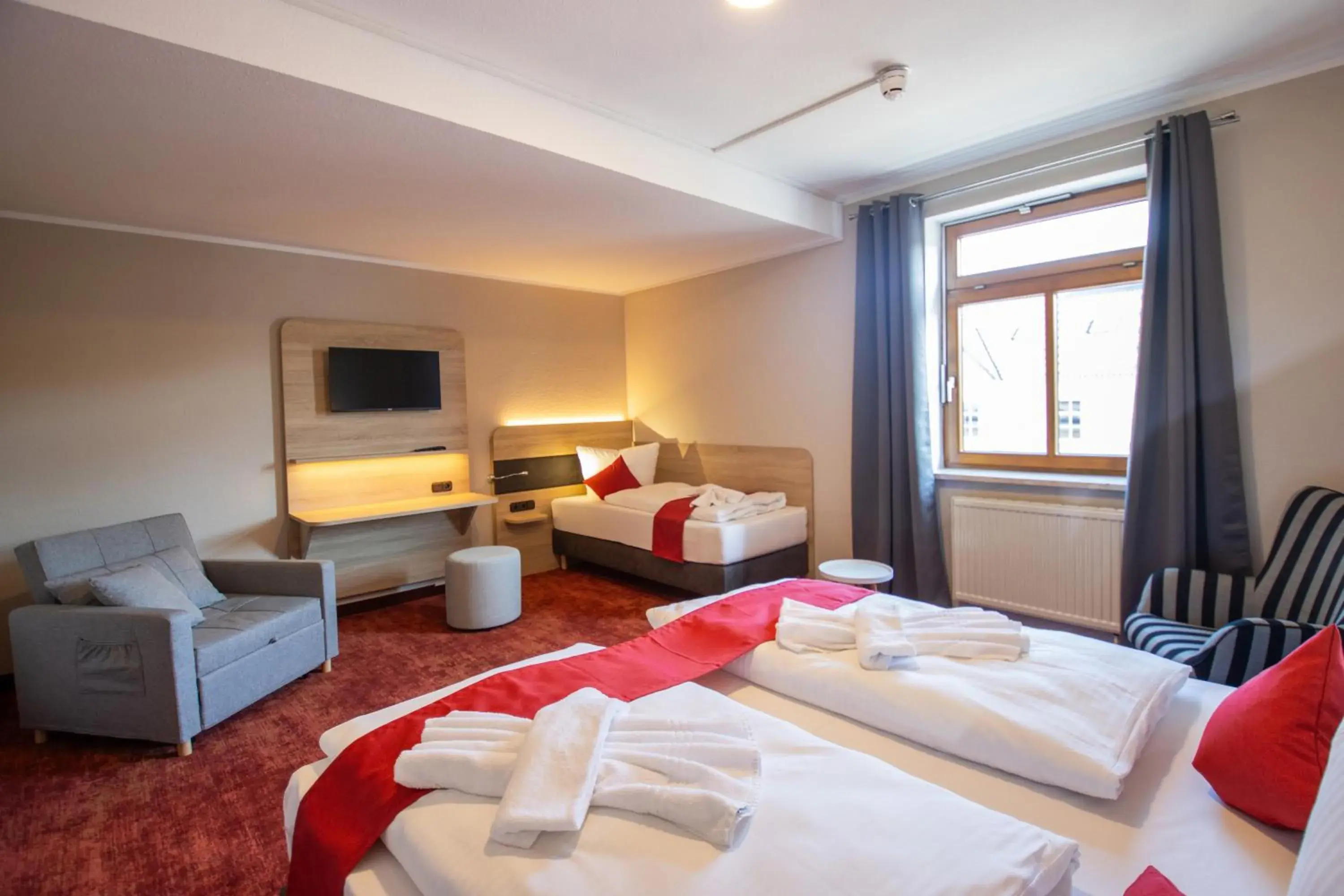 Triple Room in Hotel Lengenfelder Hof Triple Room in Hotel Lengenfelder Hof