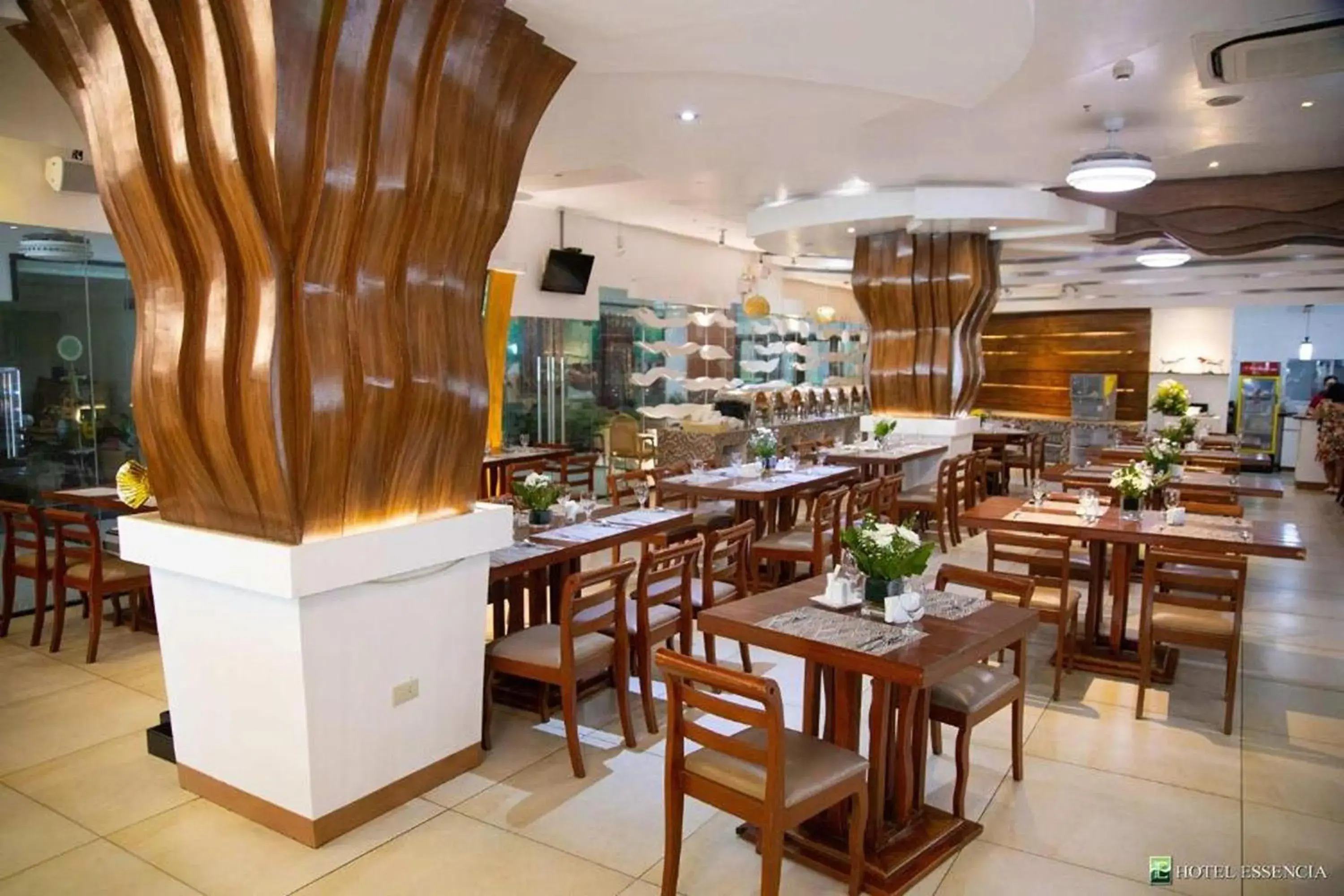 Restaurant/places to eat in Hotel Essencia Restaurant/places to eat in Hotel Essencia