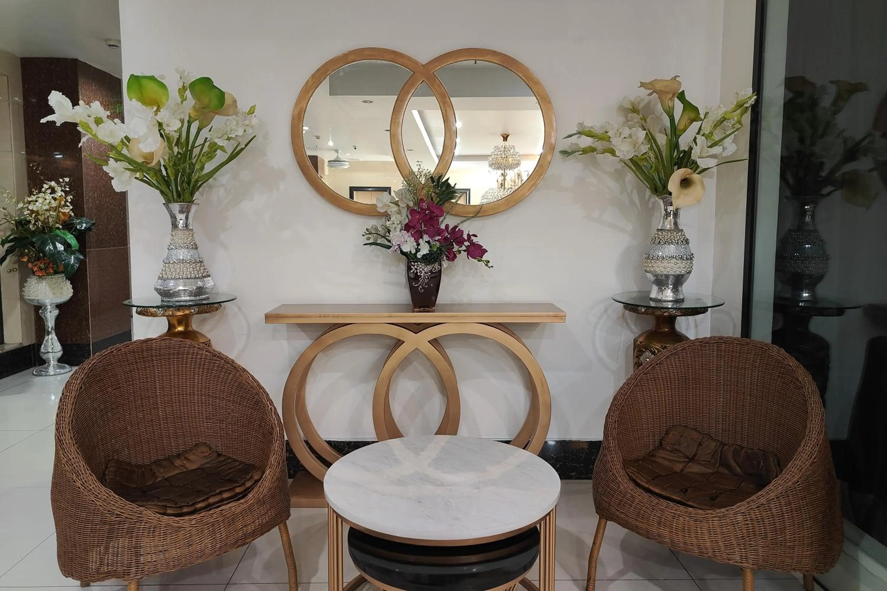 Lobby or reception in Hotel Essencia