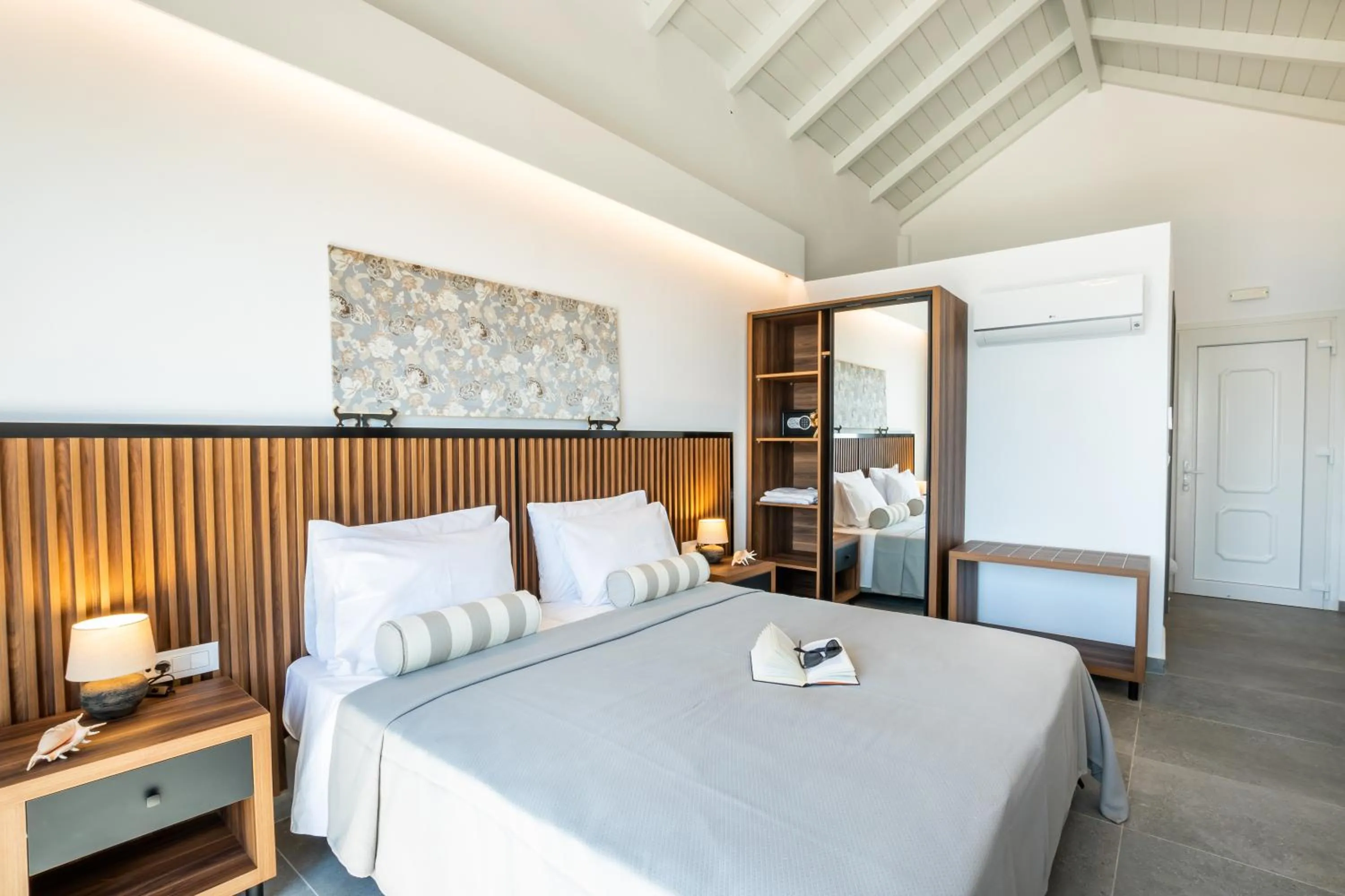 Bed in Apolis Beachscape Hotel