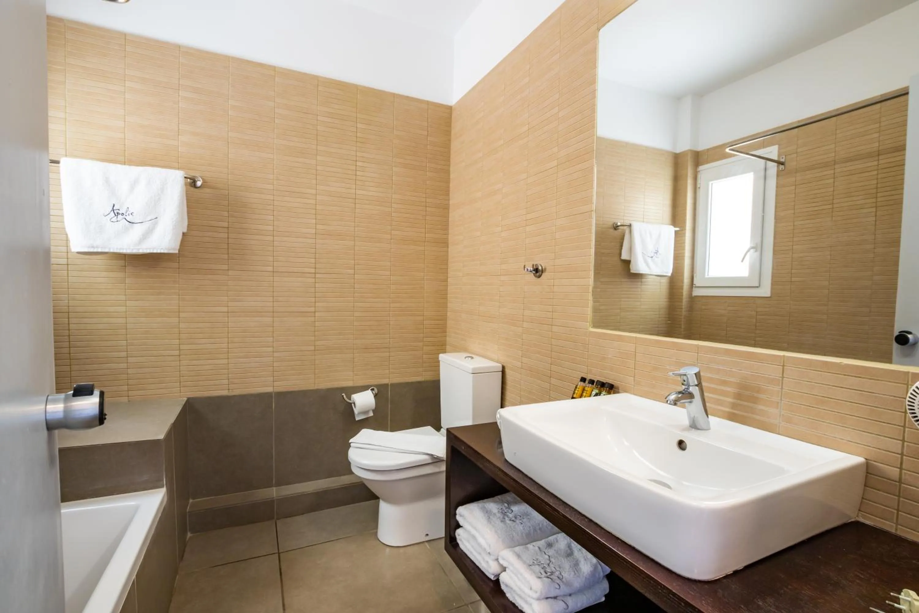 Apolis Beachscape Hotel