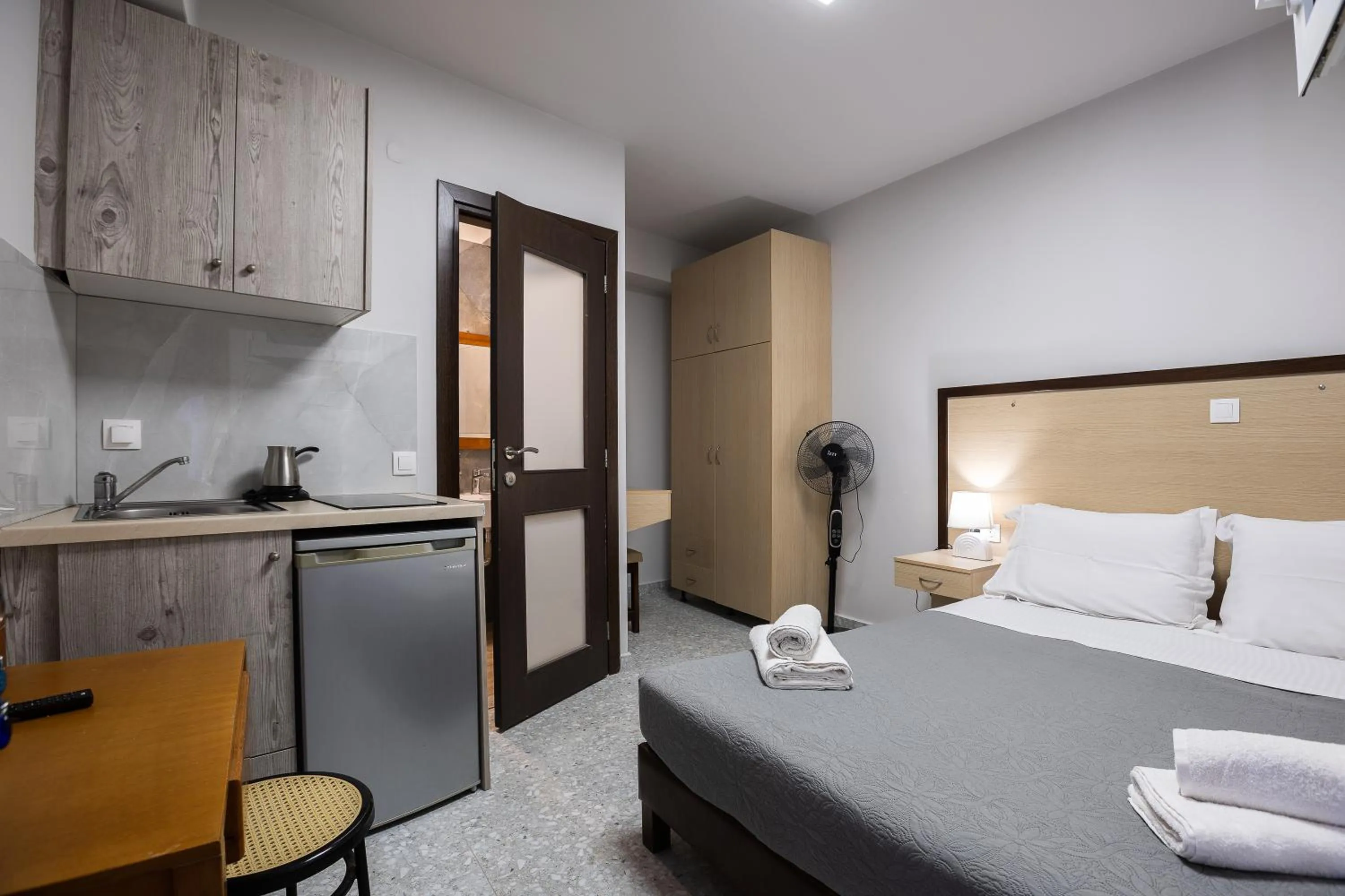 Bed in Akrogiali Apartments