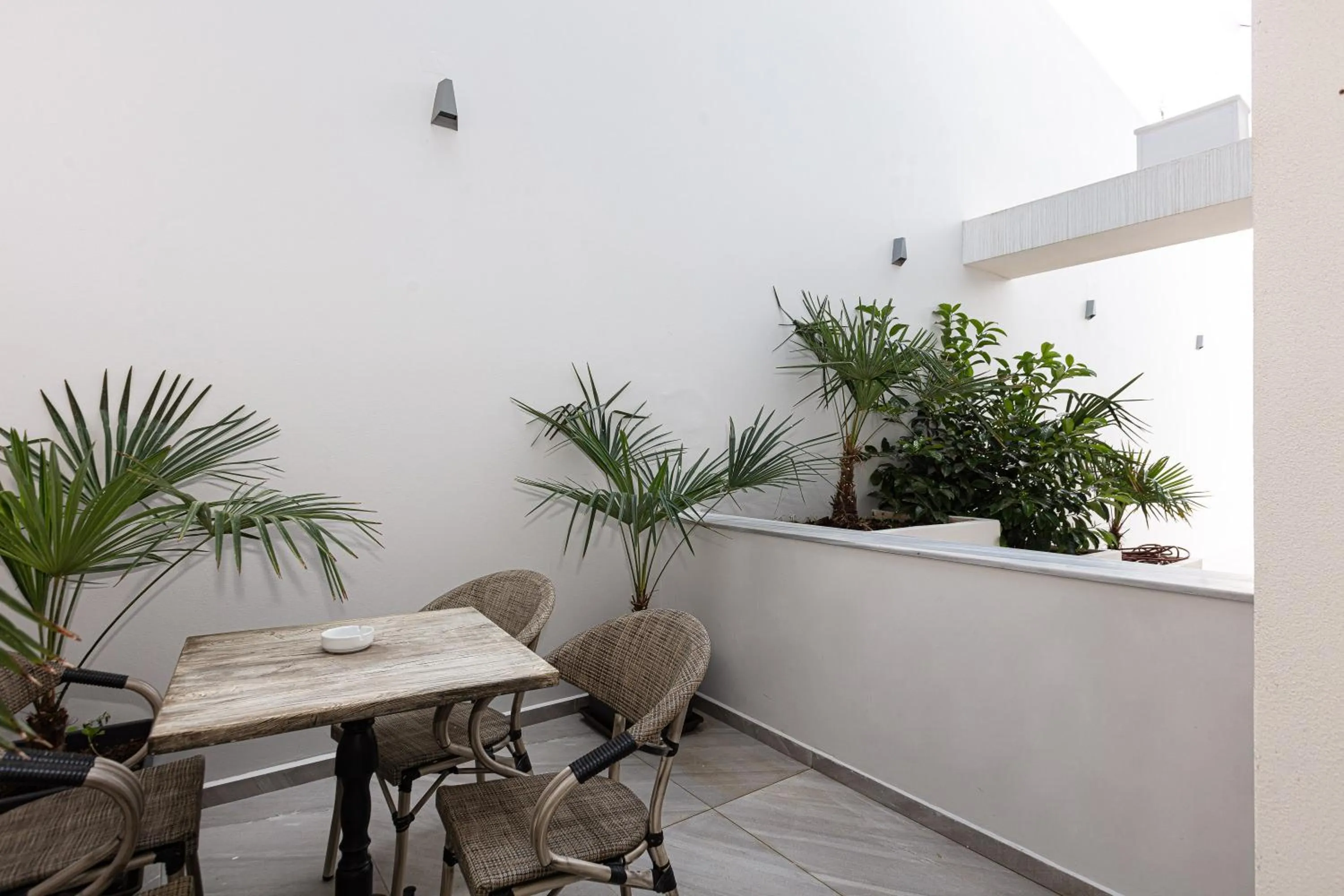 Seating area in Akrogiali Apartments