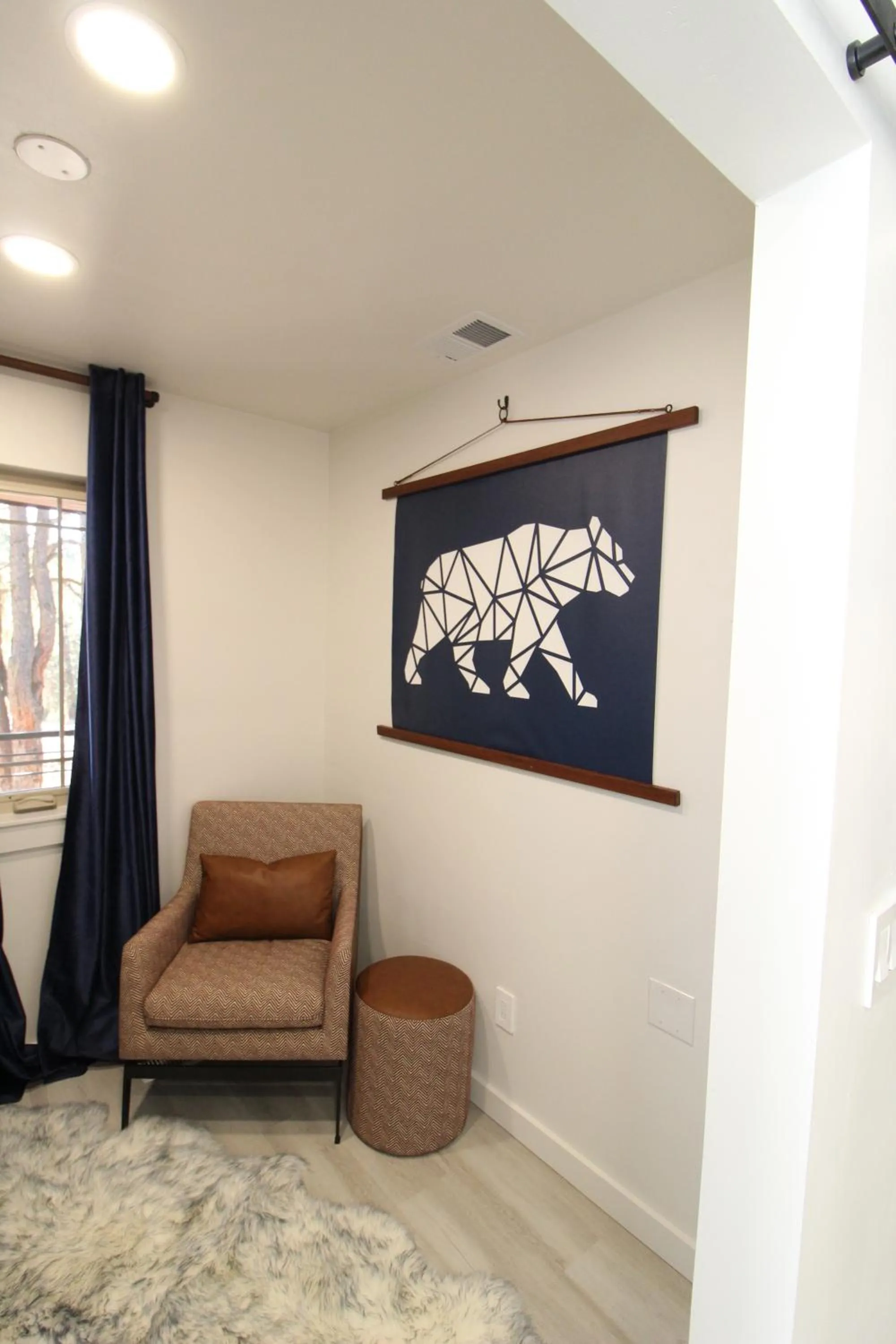 Seating area in The Retreat at Angel Fire