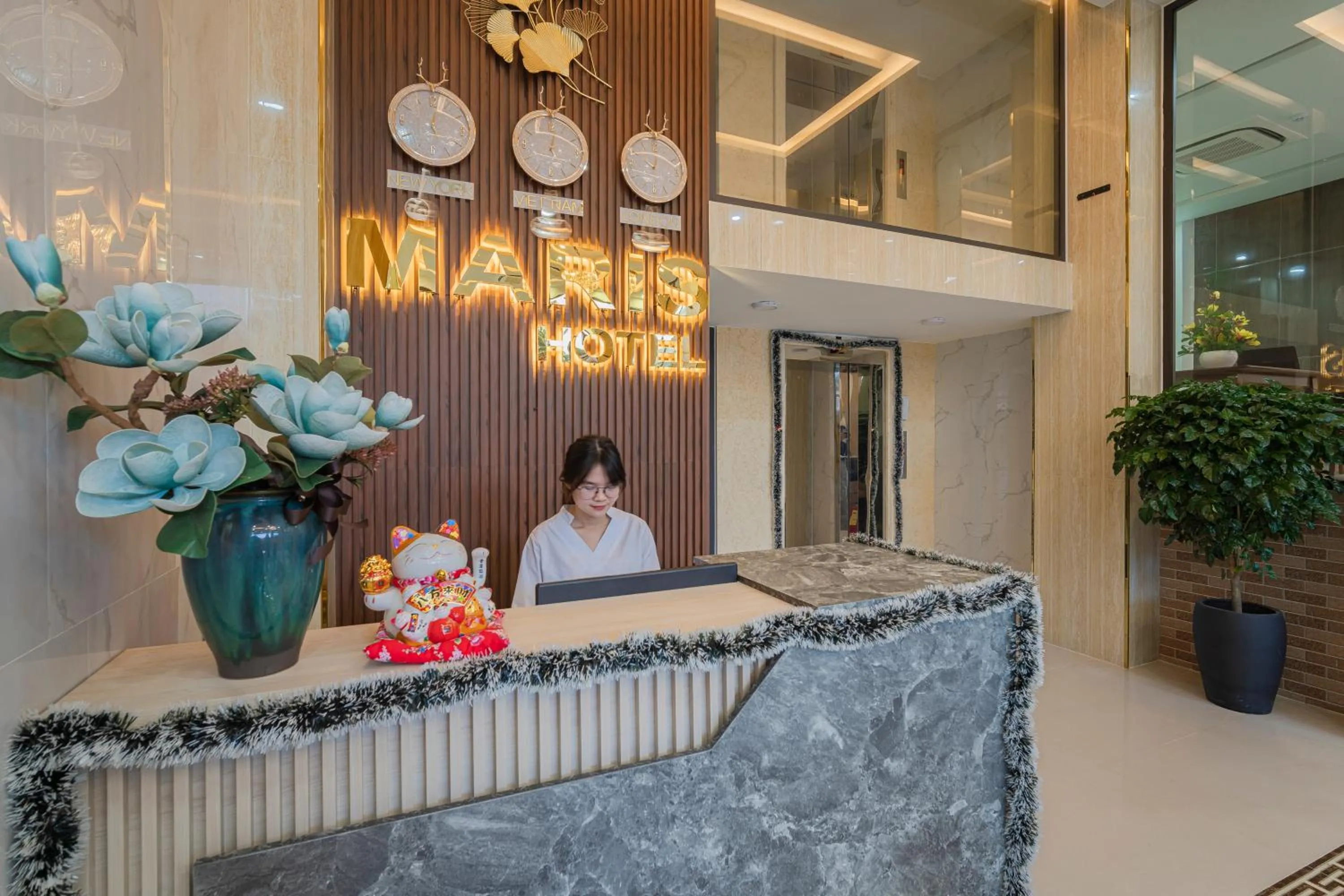 Staff in Maris Da Nang Hotel & Apartment