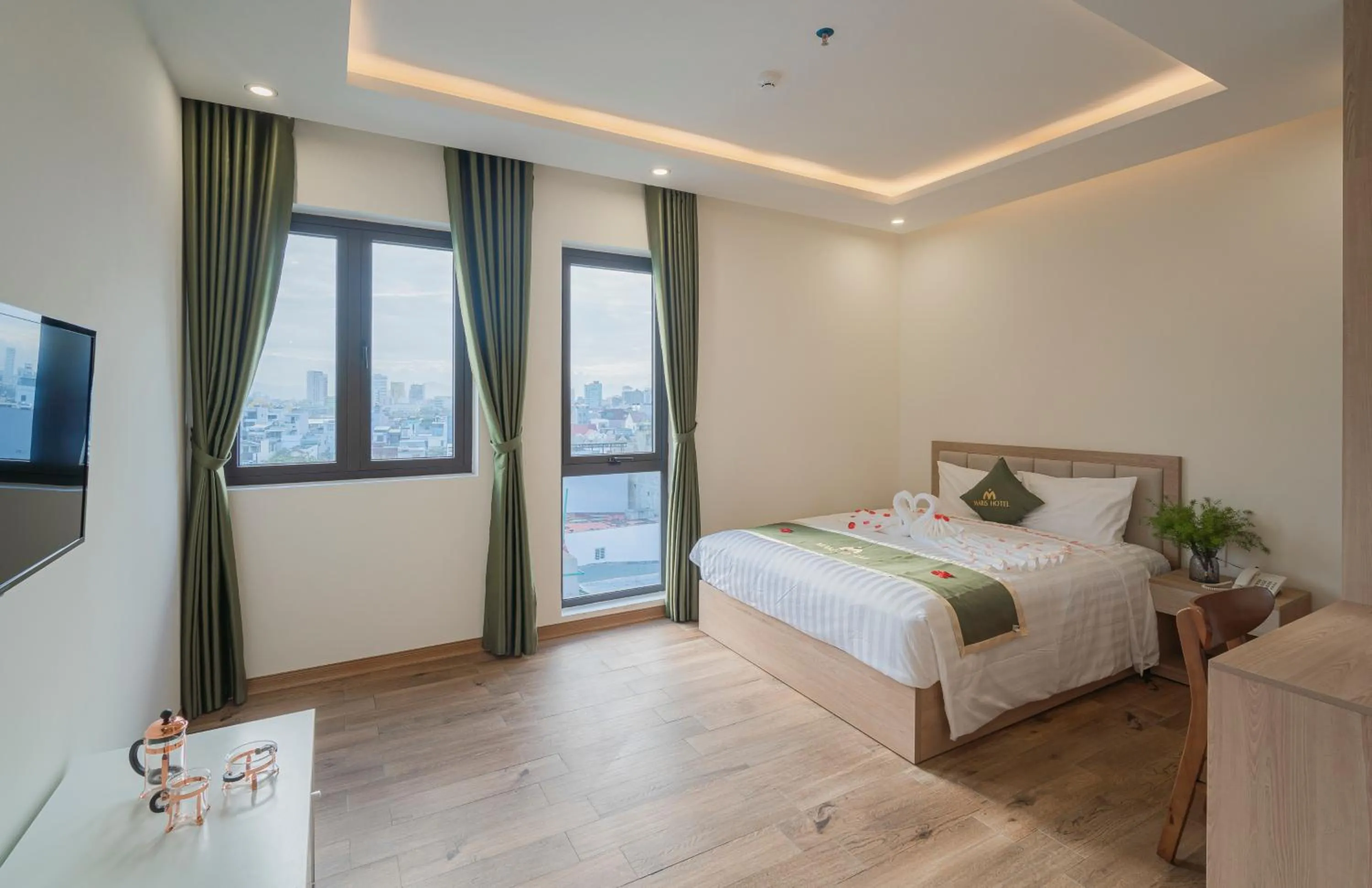 Photo of the whole room, Bed in Maris Da Nang Hotel & Apartment