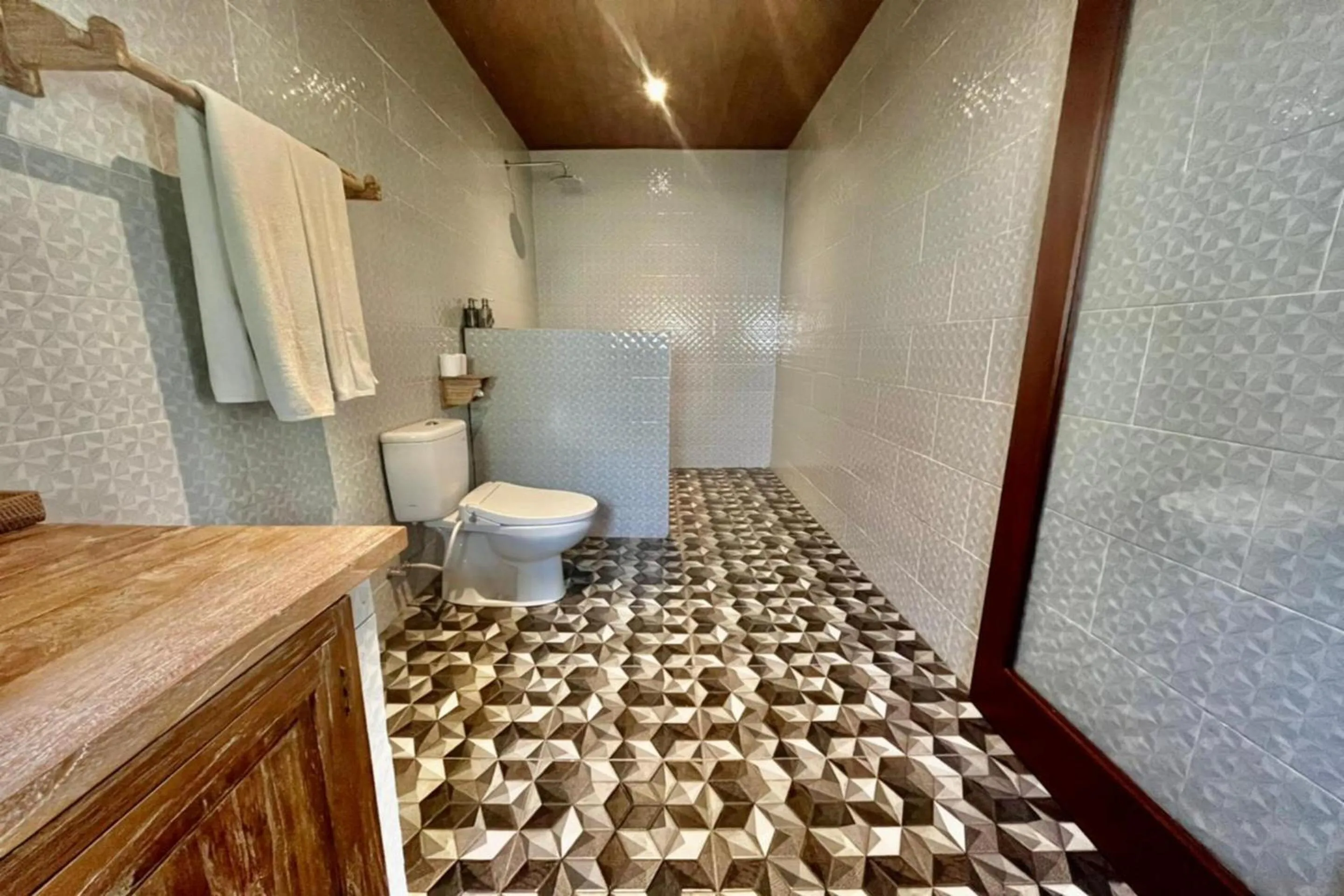 Bathroom in Belvilla Chaitanya Niketan