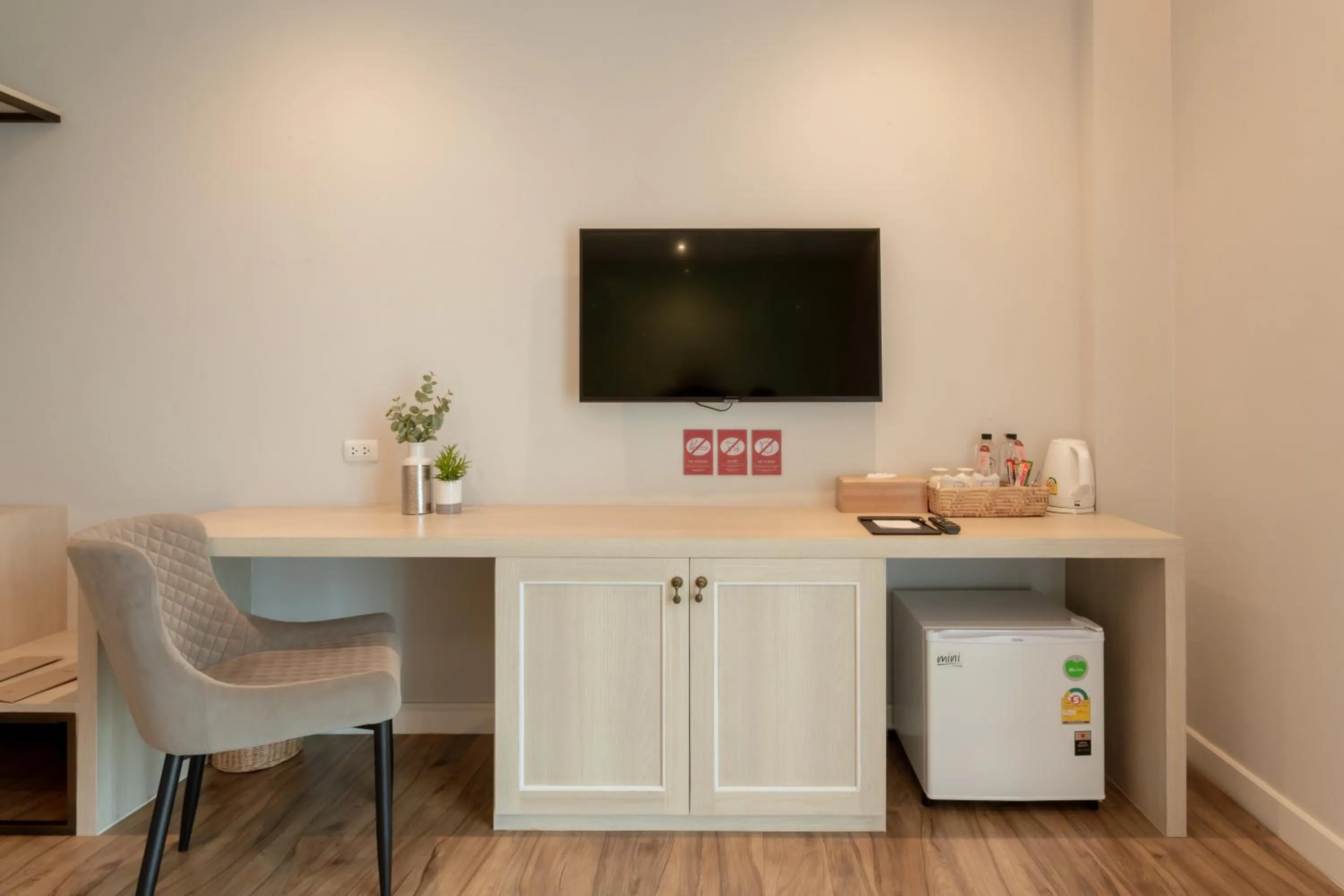 Communal lounge/ TV room in Lanna Bonita Boutique Hotel