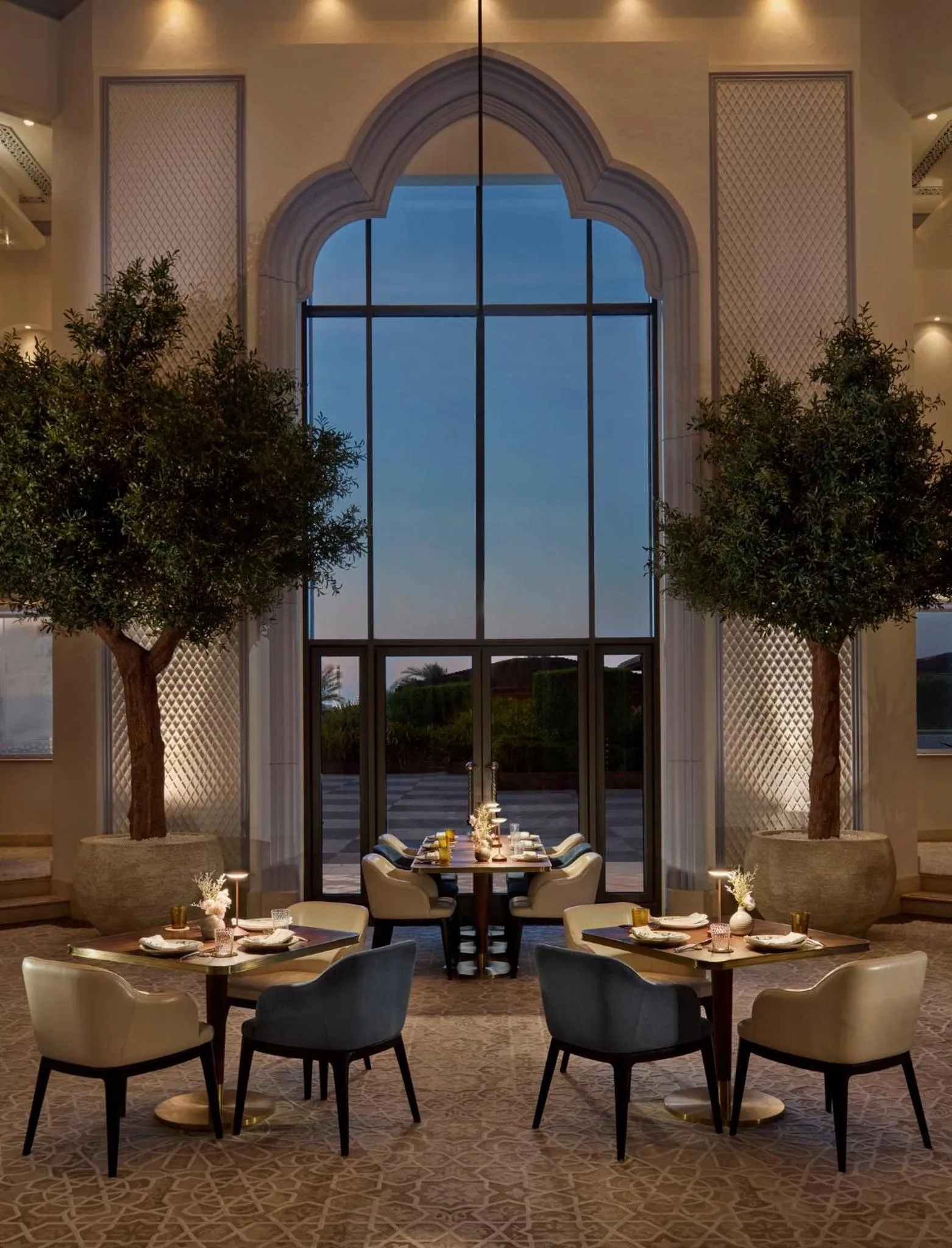 Restaurant/places to eat in Emirates Palace Mandarin Oriental, Abu Dhabi