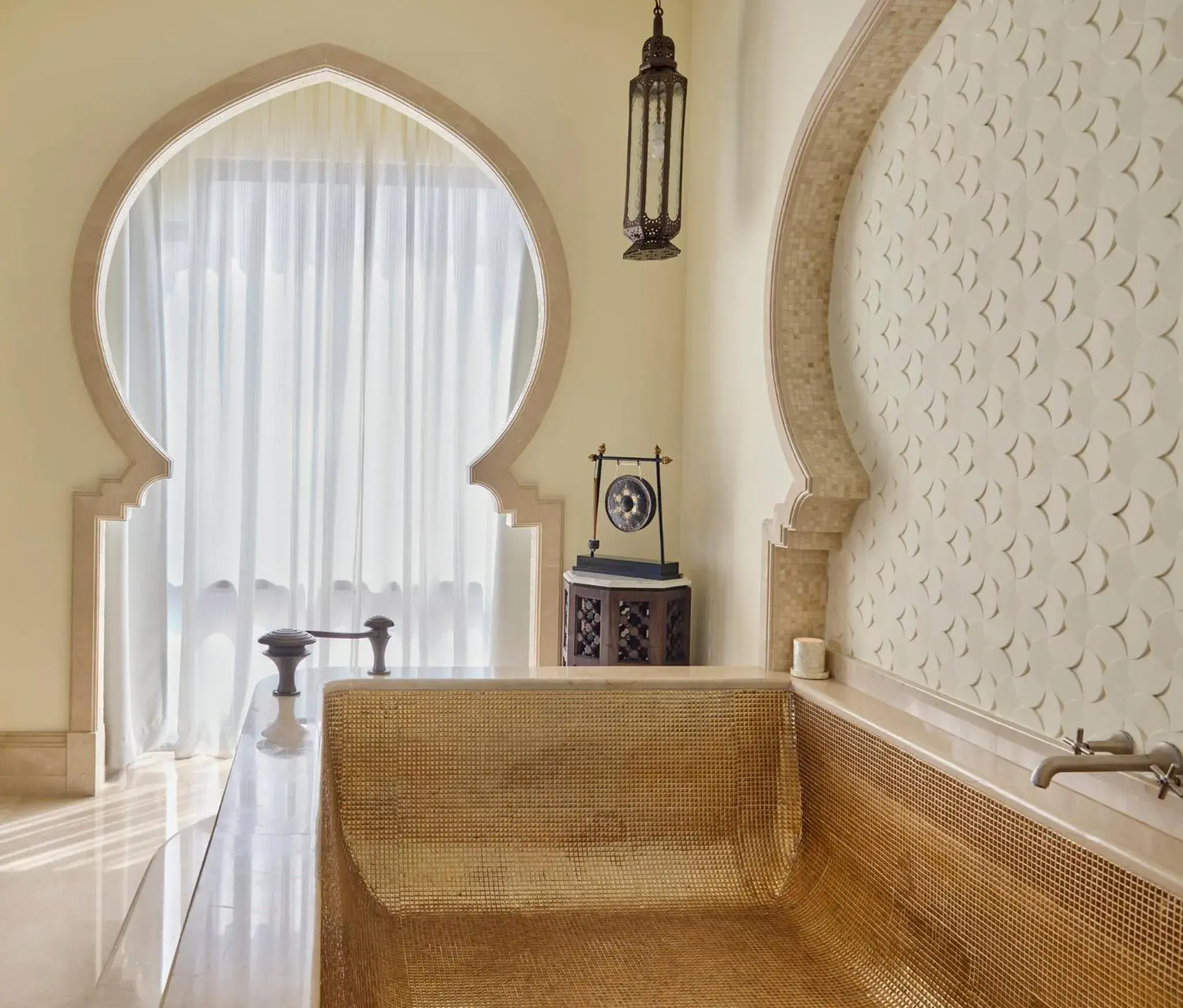 Spa and wellness centre/facilities, Bed in Emirates Palace Mandarin Oriental, Abu Dhabi Spa and wellness centre/facilities, Bed in Emirates Palace Mandarin Oriental, Abu Dhabi