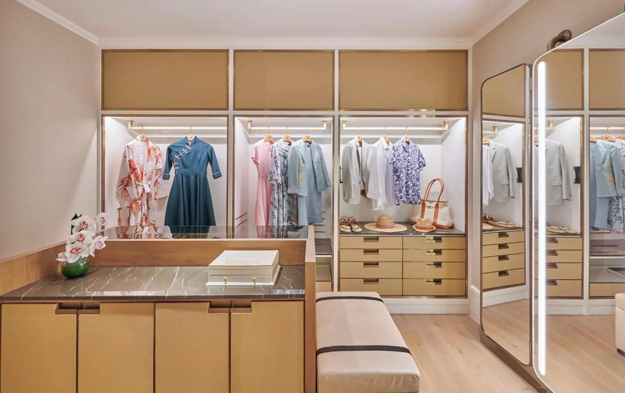 Bedroom in Emirates Palace Mandarin Oriental, Abu Dhabi