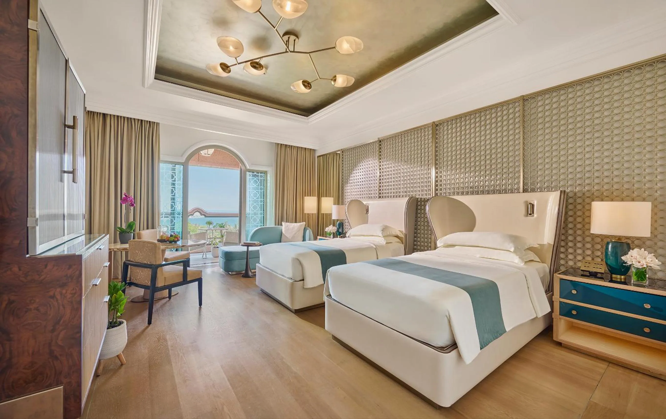 Bedroom, Bed in Emirates Palace Mandarin Oriental, Abu Dhabi