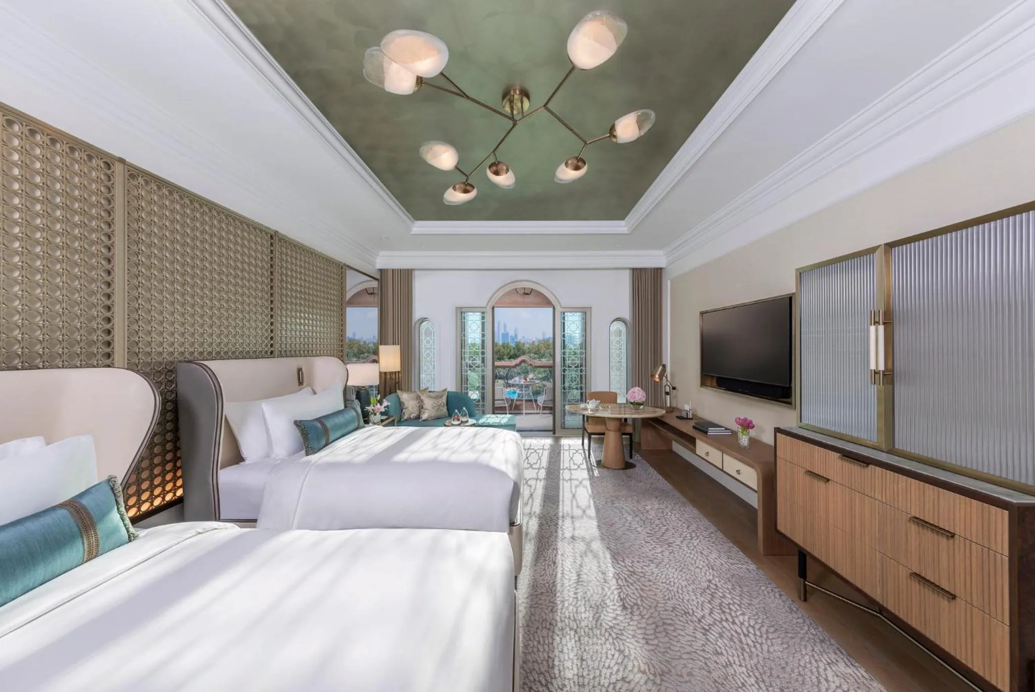 Garden, Bed in Emirates Palace Mandarin Oriental, Abu Dhabi