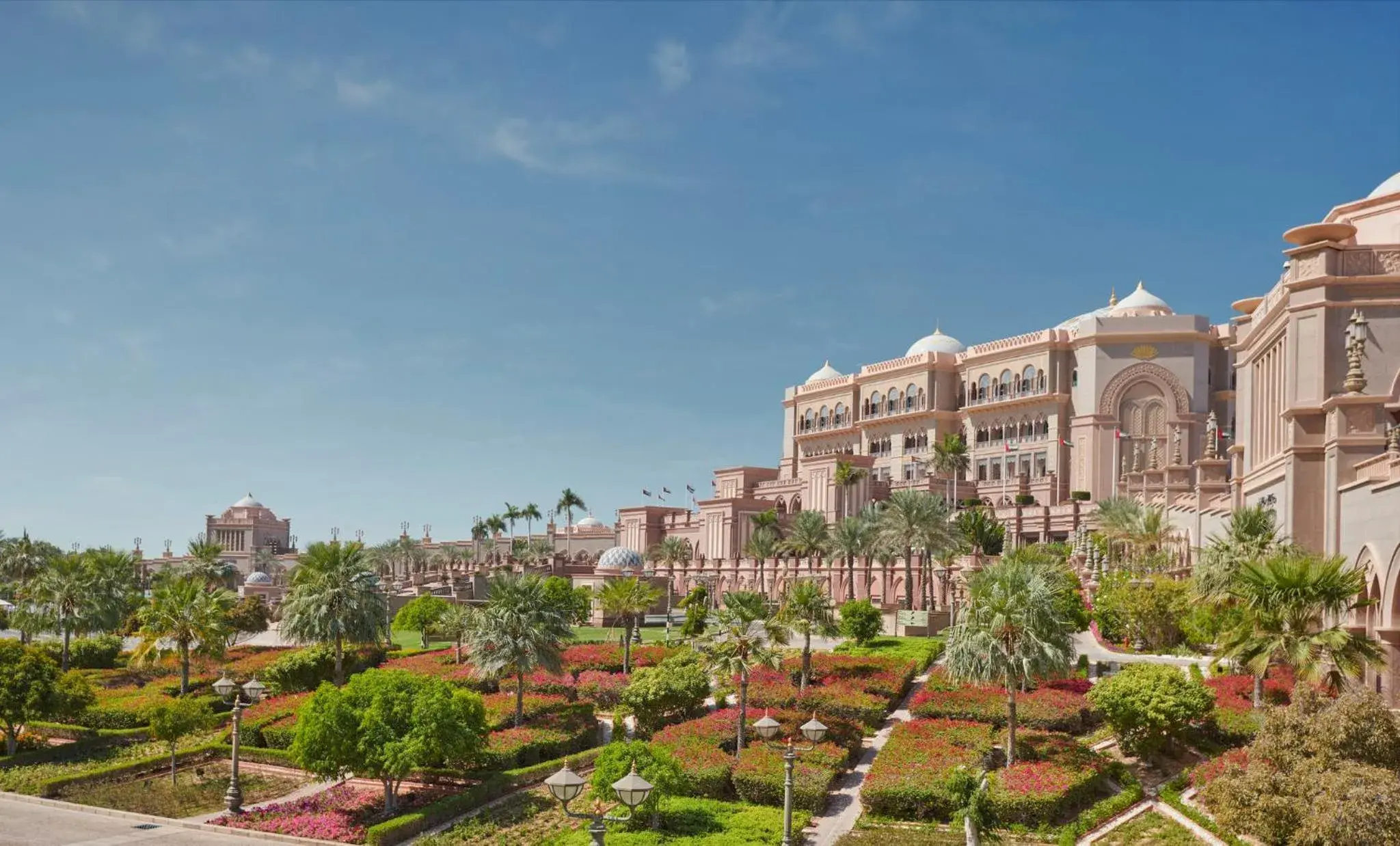 Property building in Emirates Palace Mandarin Oriental, Abu Dhabi Property building in Emirates Palace Mandarin Oriental, Abu Dhabi