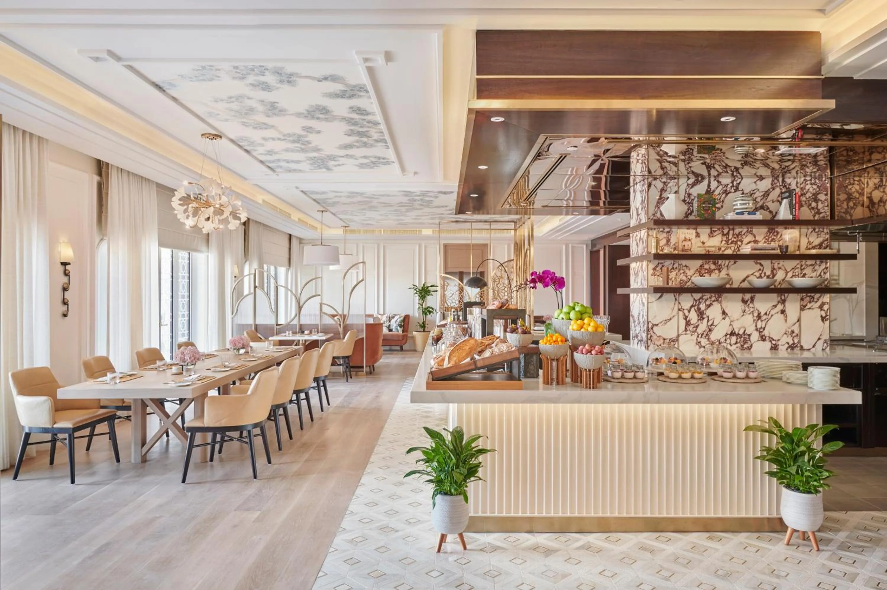 Breakfast in Emirates Palace Mandarin Oriental, Abu Dhabi