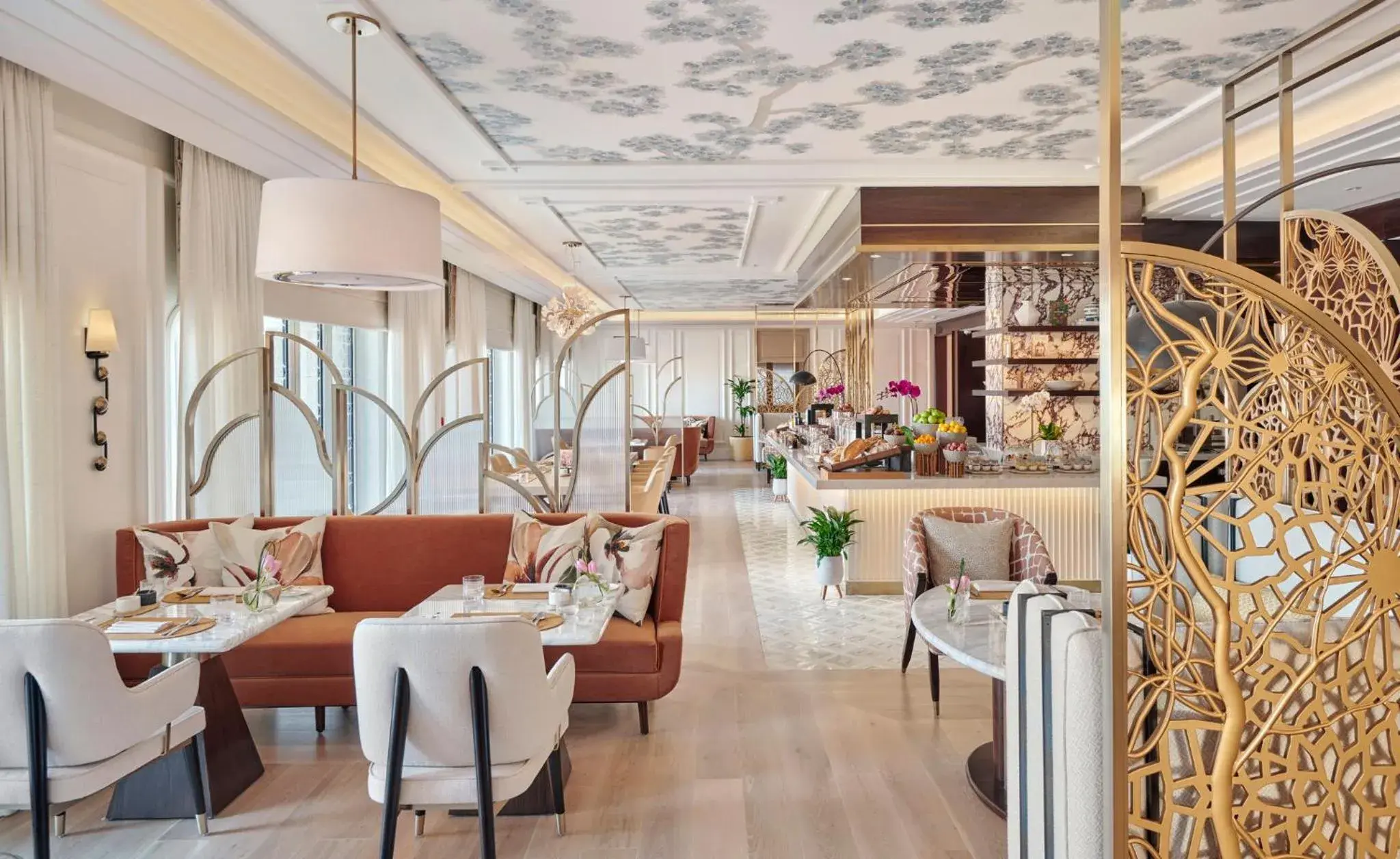 Lobby or reception in Emirates Palace Mandarin Oriental, Abu Dhabi Lobby or reception in Emirates Palace Mandarin Oriental, Abu Dhabi