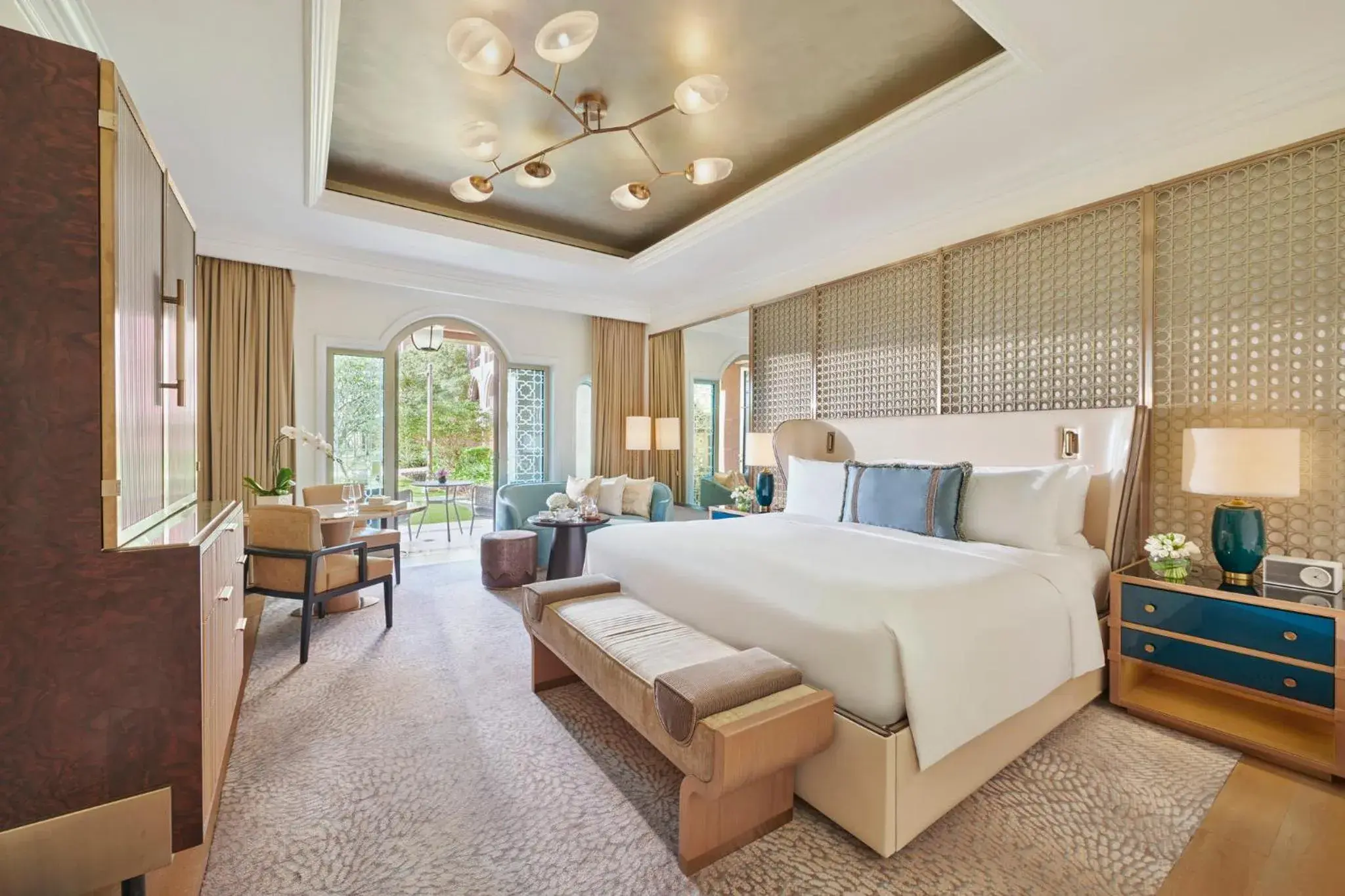 Photo of the whole room, Bed in Emirates Palace Mandarin Oriental, Abu Dhabi Photo of the whole room, Bed in Emirates Palace Mandarin Oriental, Abu Dhabi