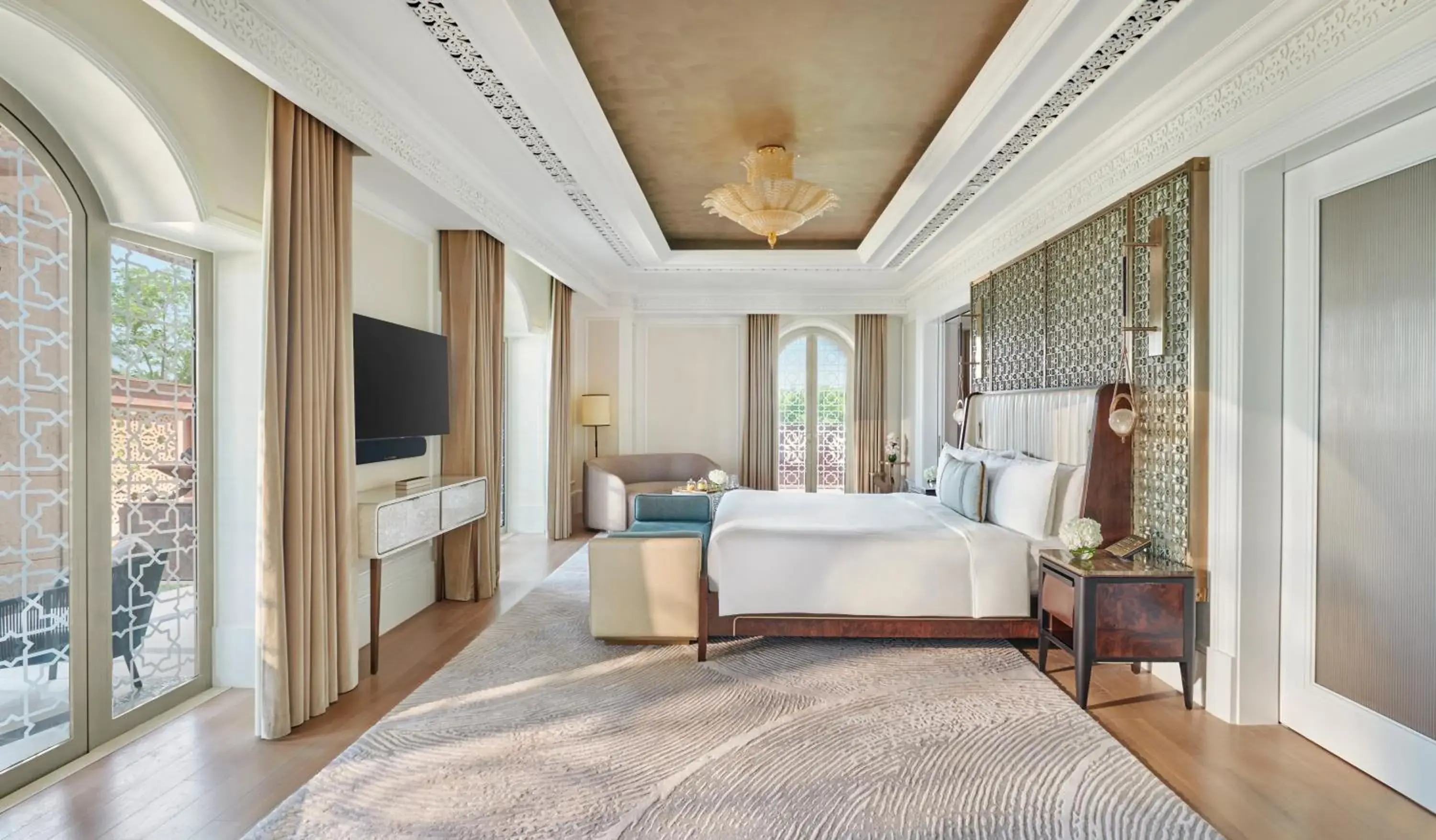 Bedroom, Bed in Emirates Palace Mandarin Oriental, Abu Dhabi Bedroom, Bed in Emirates Palace Mandarin Oriental, Abu Dhabi