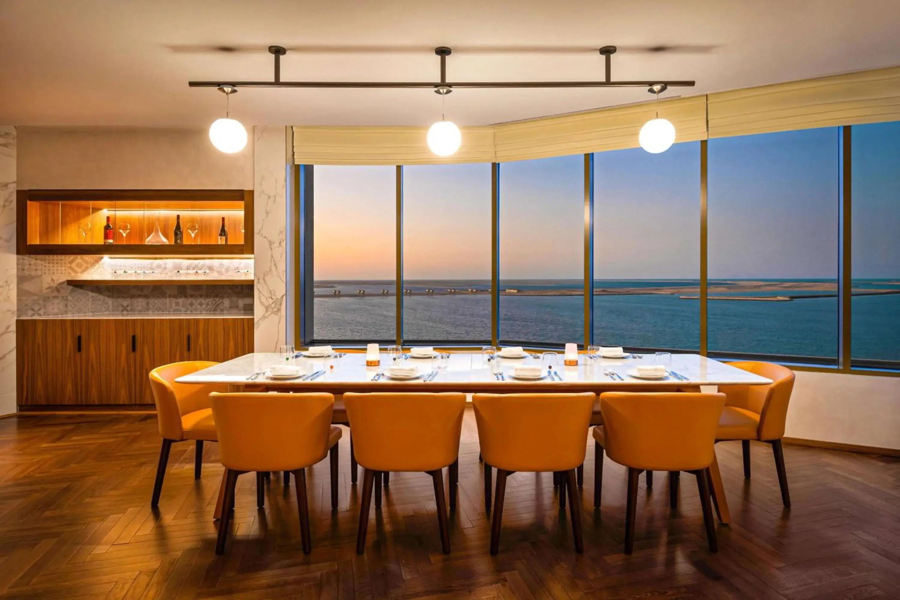 Restaurant/places to eat in JA Palm Tree Court, Dubai Restaurant/places to eat in JA Palm Tree Court, Dubai