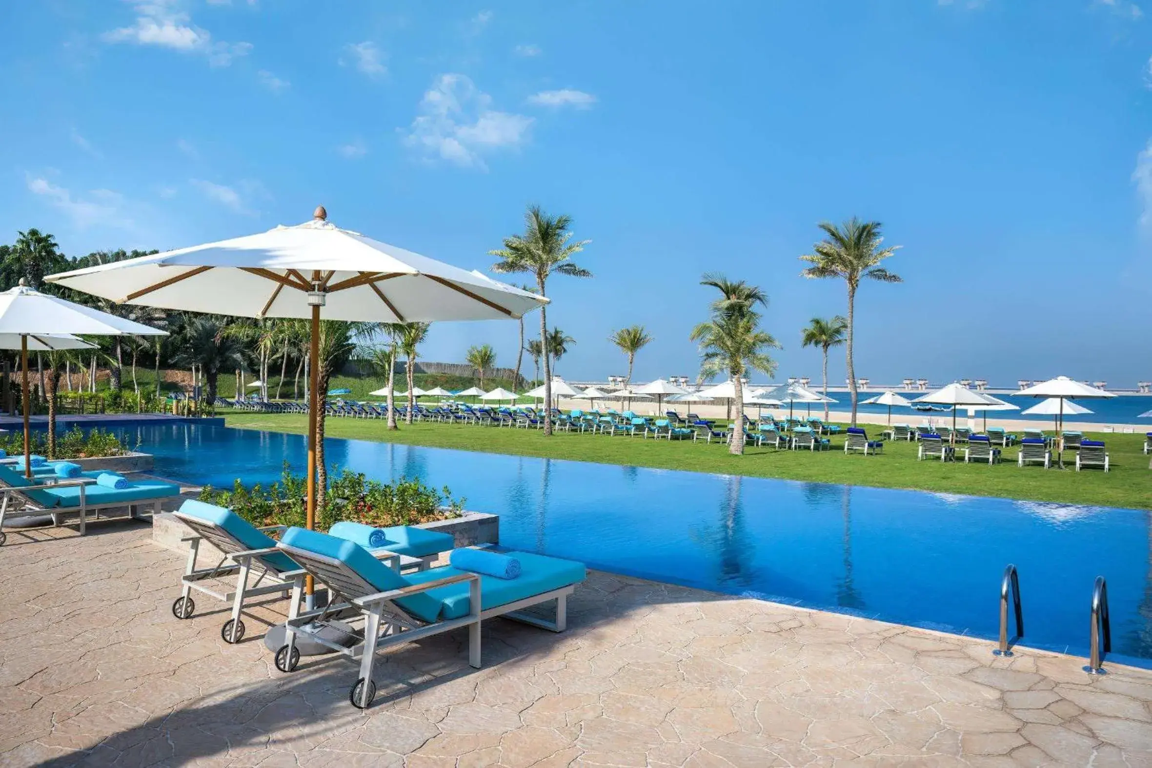 Swimming pool in JA Palm Tree Court, Dubai Swimming pool in JA Palm Tree Court, Dubai
