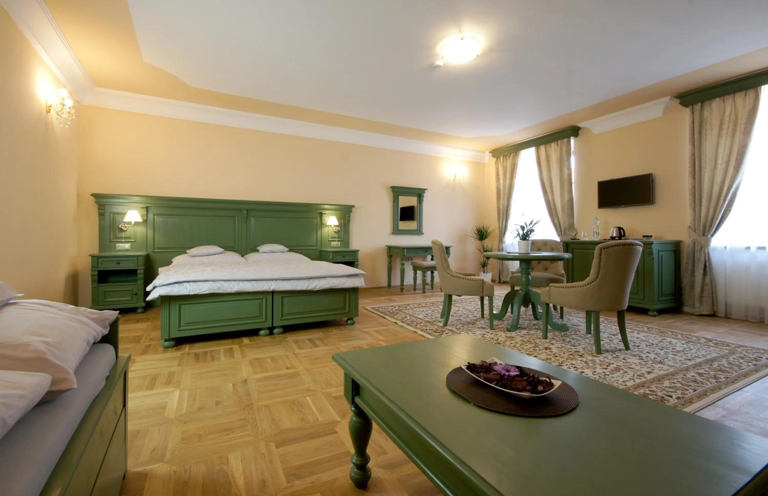 Photo of the whole room, Bed in Palace Kutná Hora