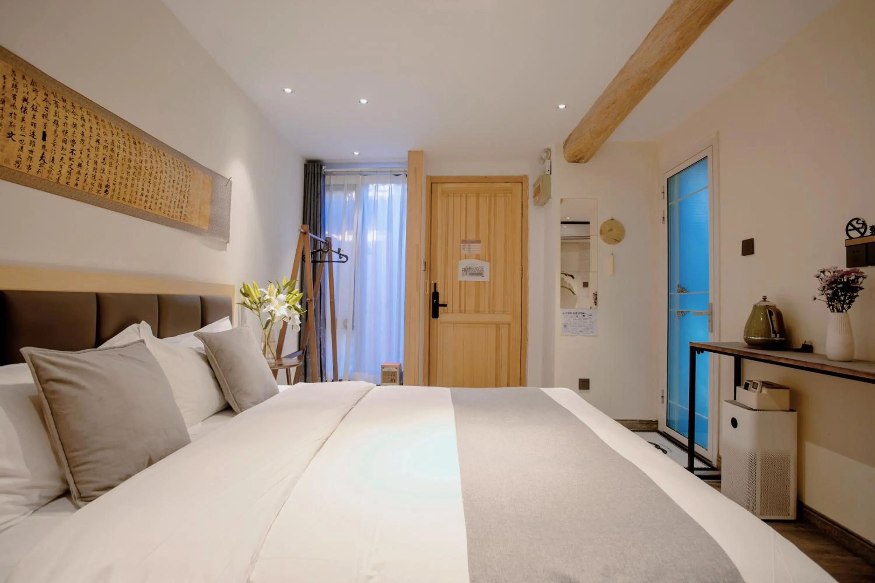 Bed in Templeside Beijing