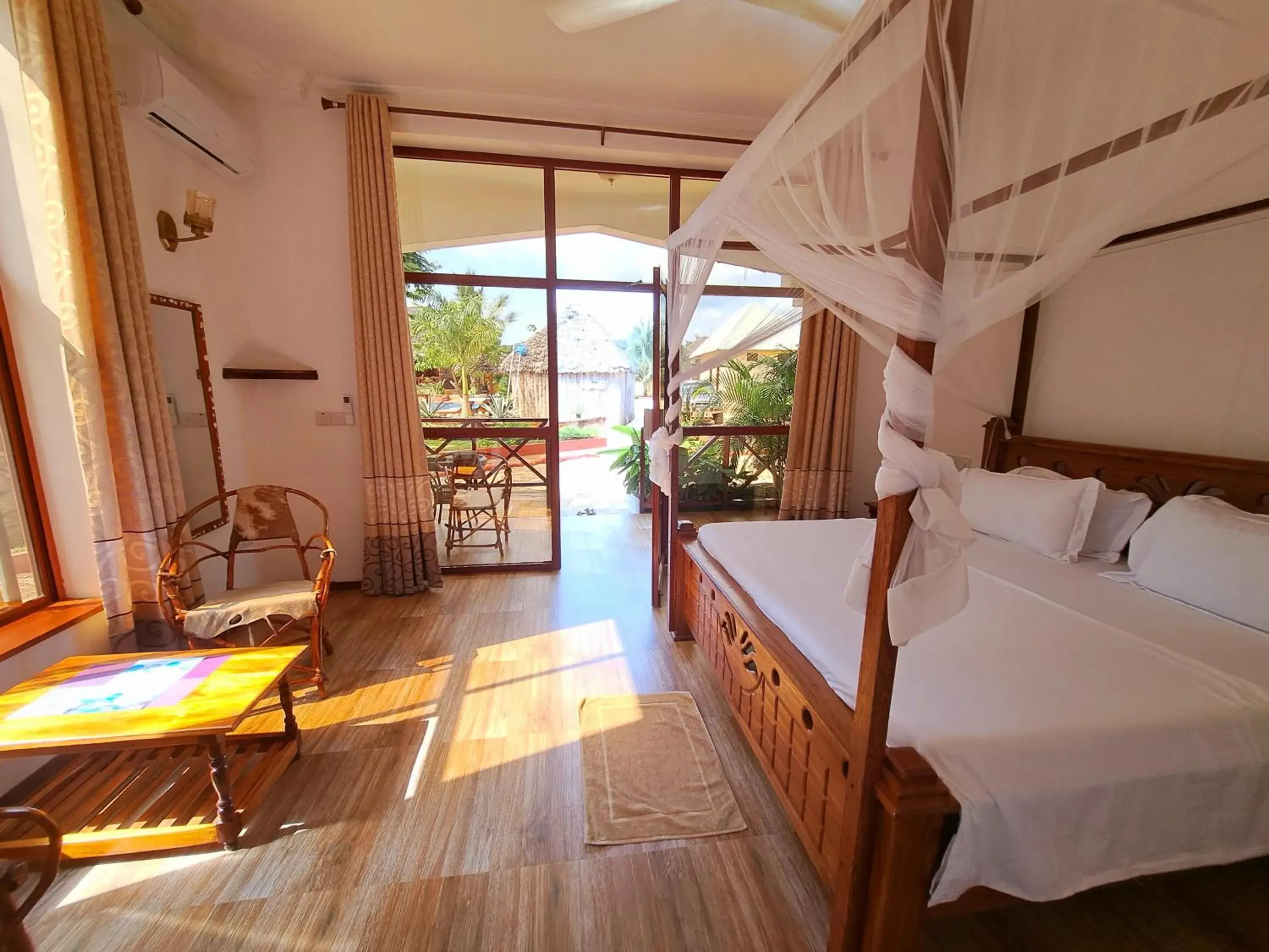 Double Room with Balcony in Mimi na wewe villa Double Room with Balcony in Mimi na wewe villa