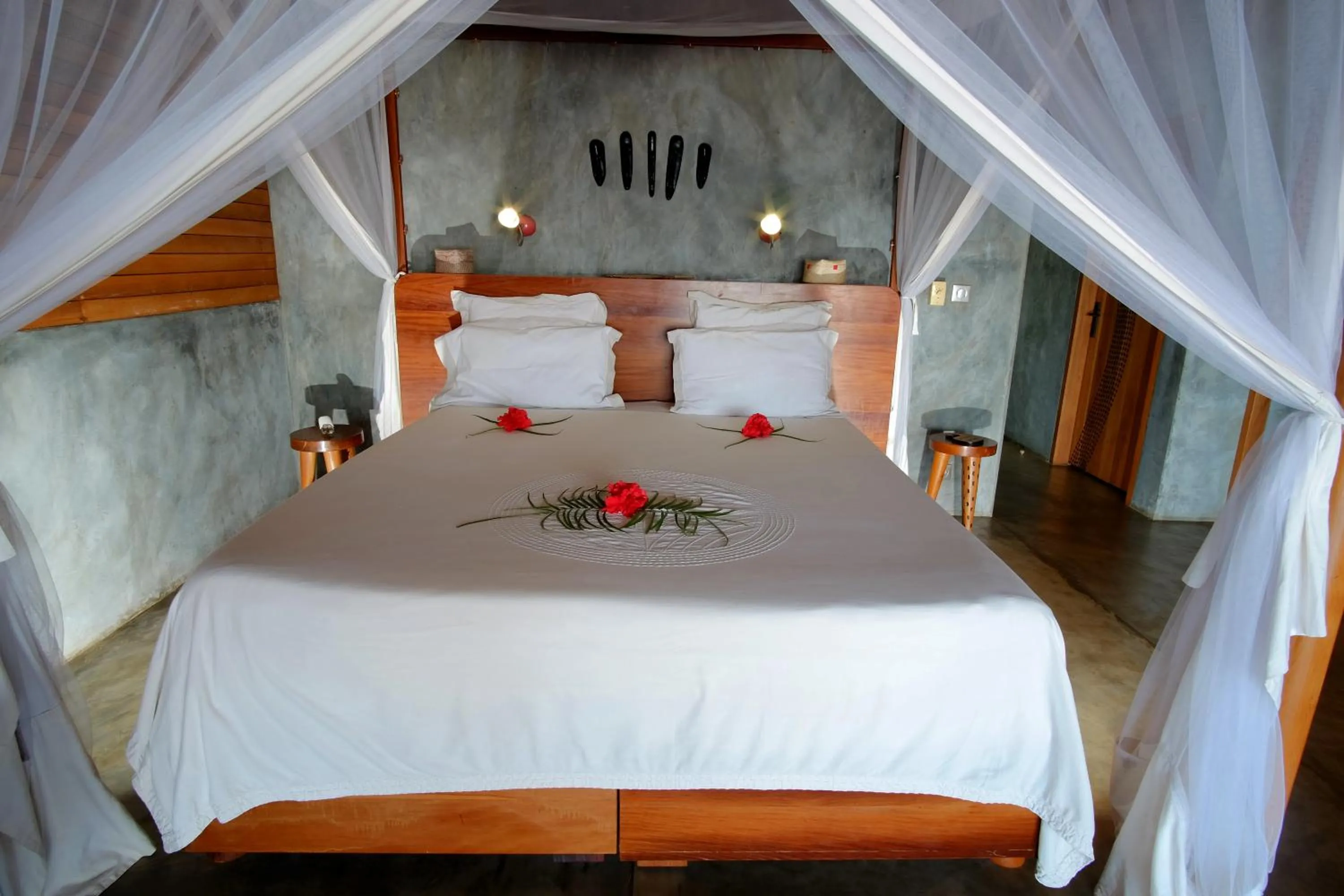 Bed in L'heure Bleue