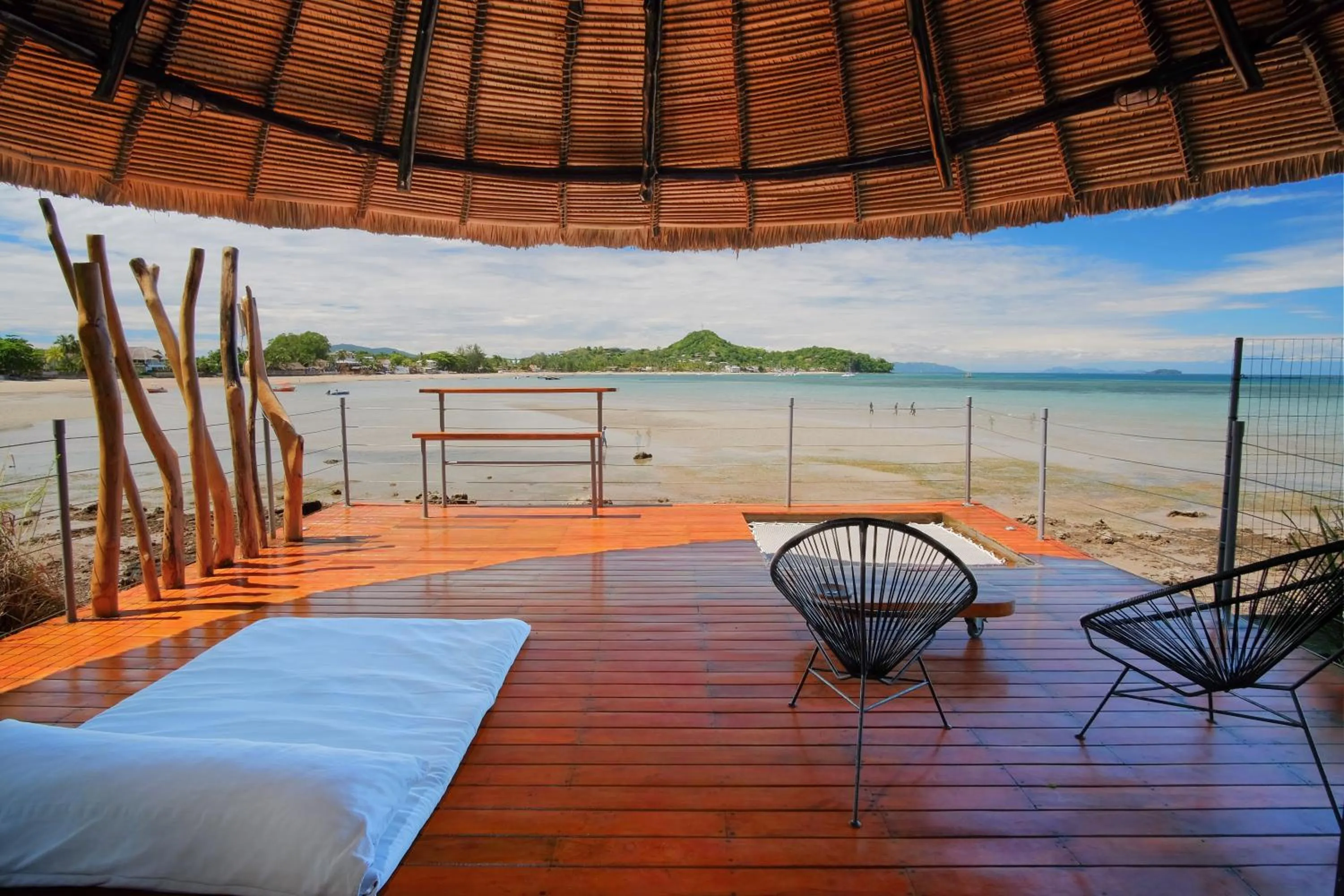 Sea view in L'heure Bleue