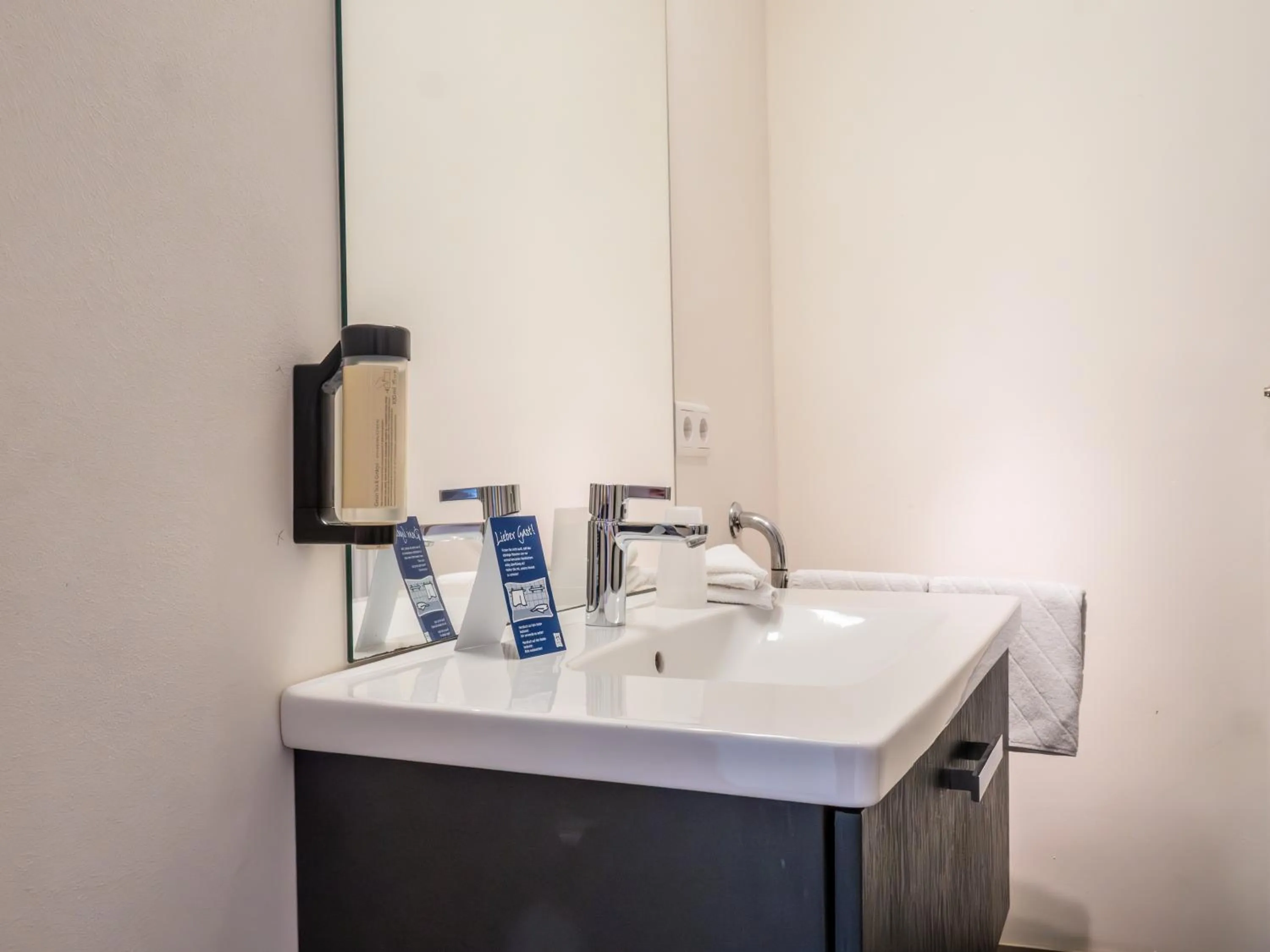 Bathroom in Hotel Osterkrug