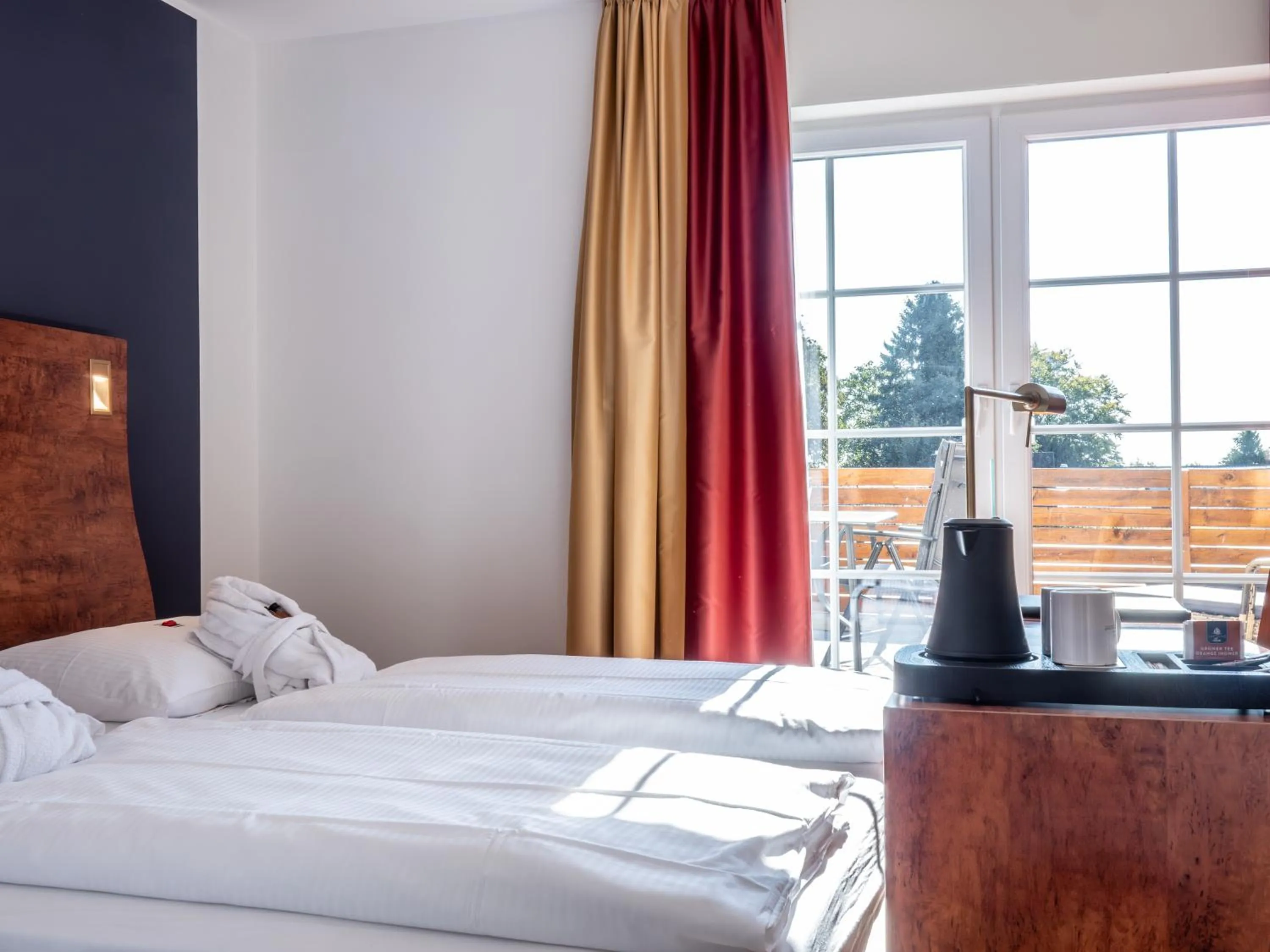 Photo of the whole room, Bed in Hotel Osterkrug