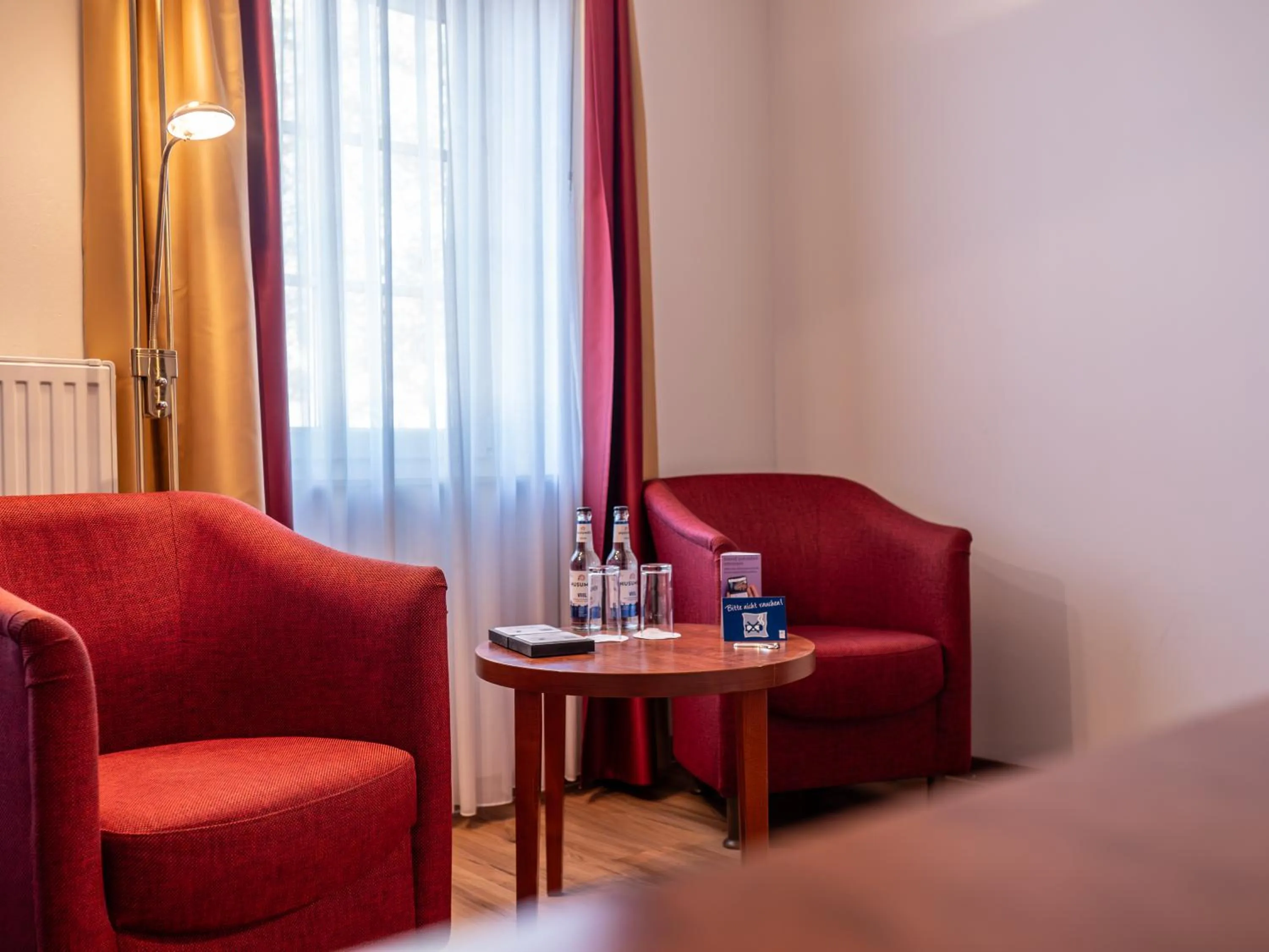 Seating area in Hotel Osterkrug