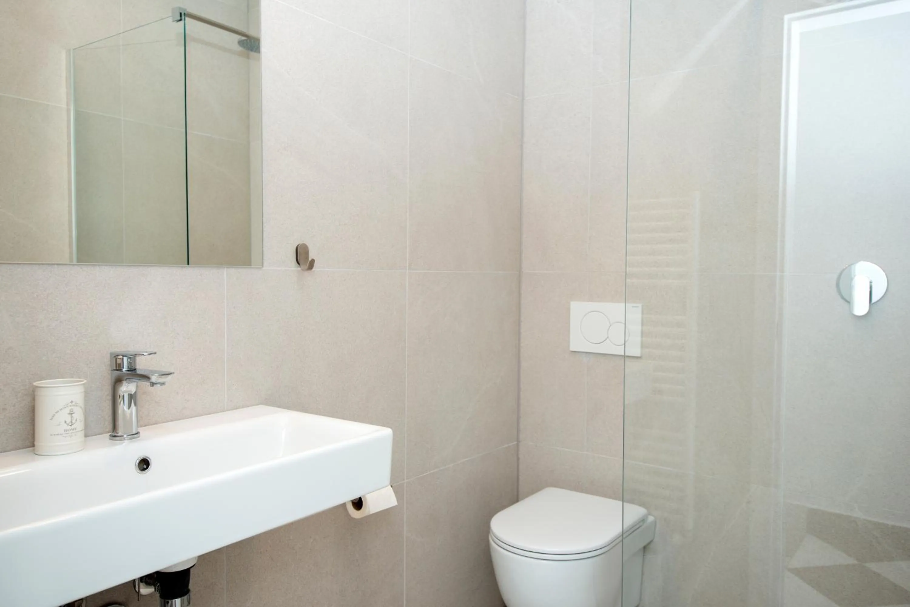 Shower in Viva Rooms