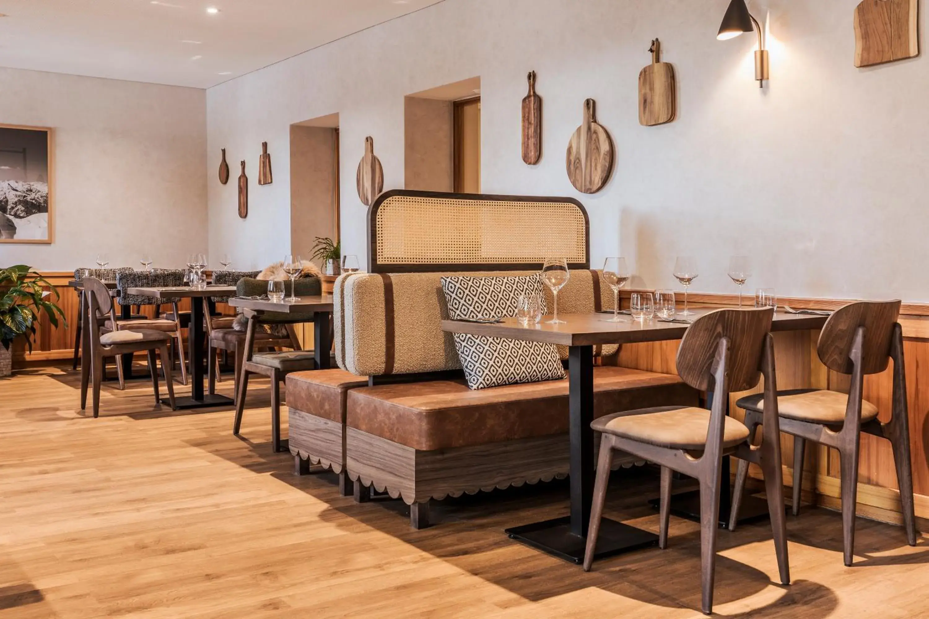 Restaurant/places to eat in Hotel Valaisia Crans Montana, a Faern Collection Resort Restaurant/places to eat in Hotel Valaisia Crans Montana, a Faern Collection Resort