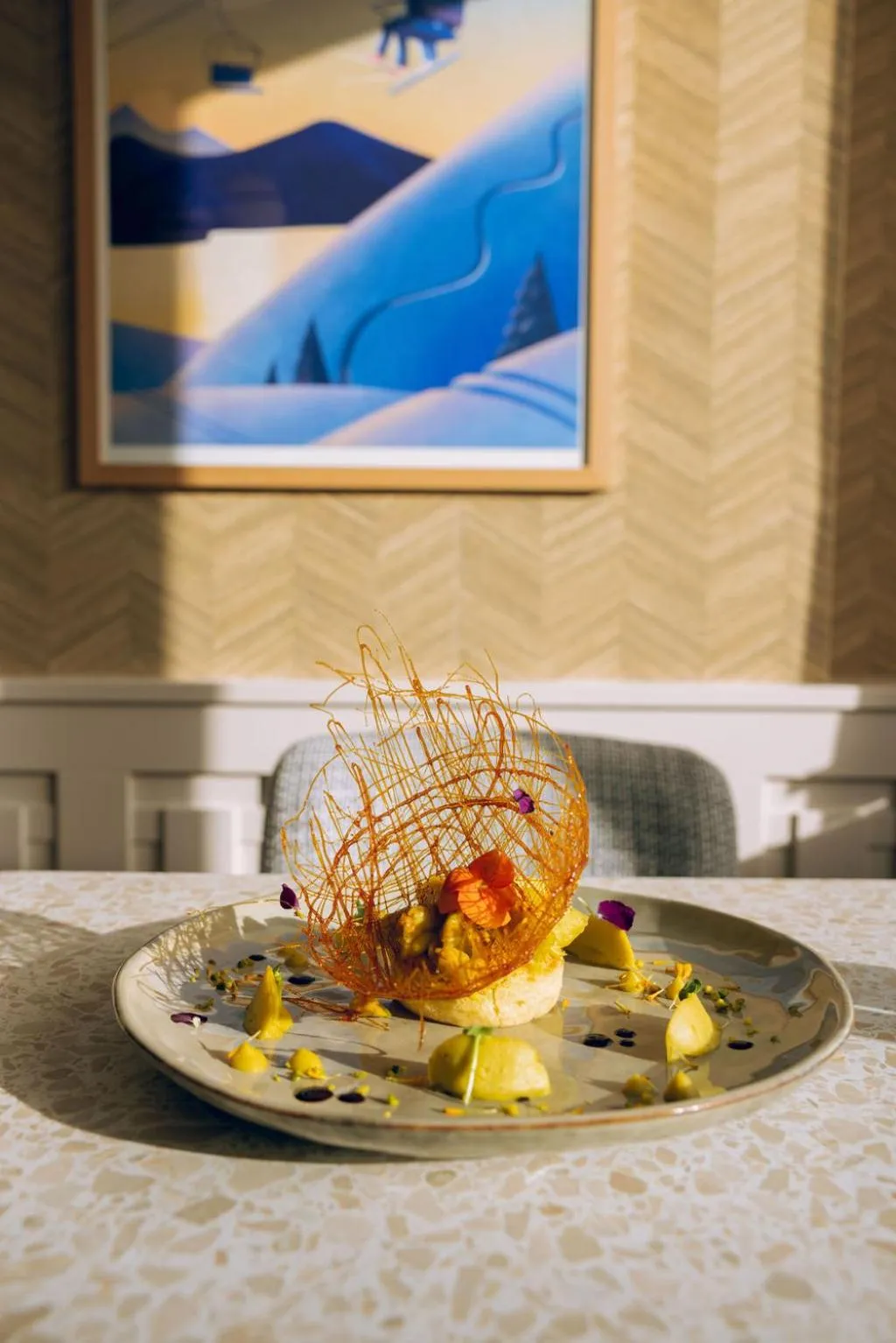 Restaurant/places to eat in Hotel Valaisia Crans Montana, a Faern Collection Resort