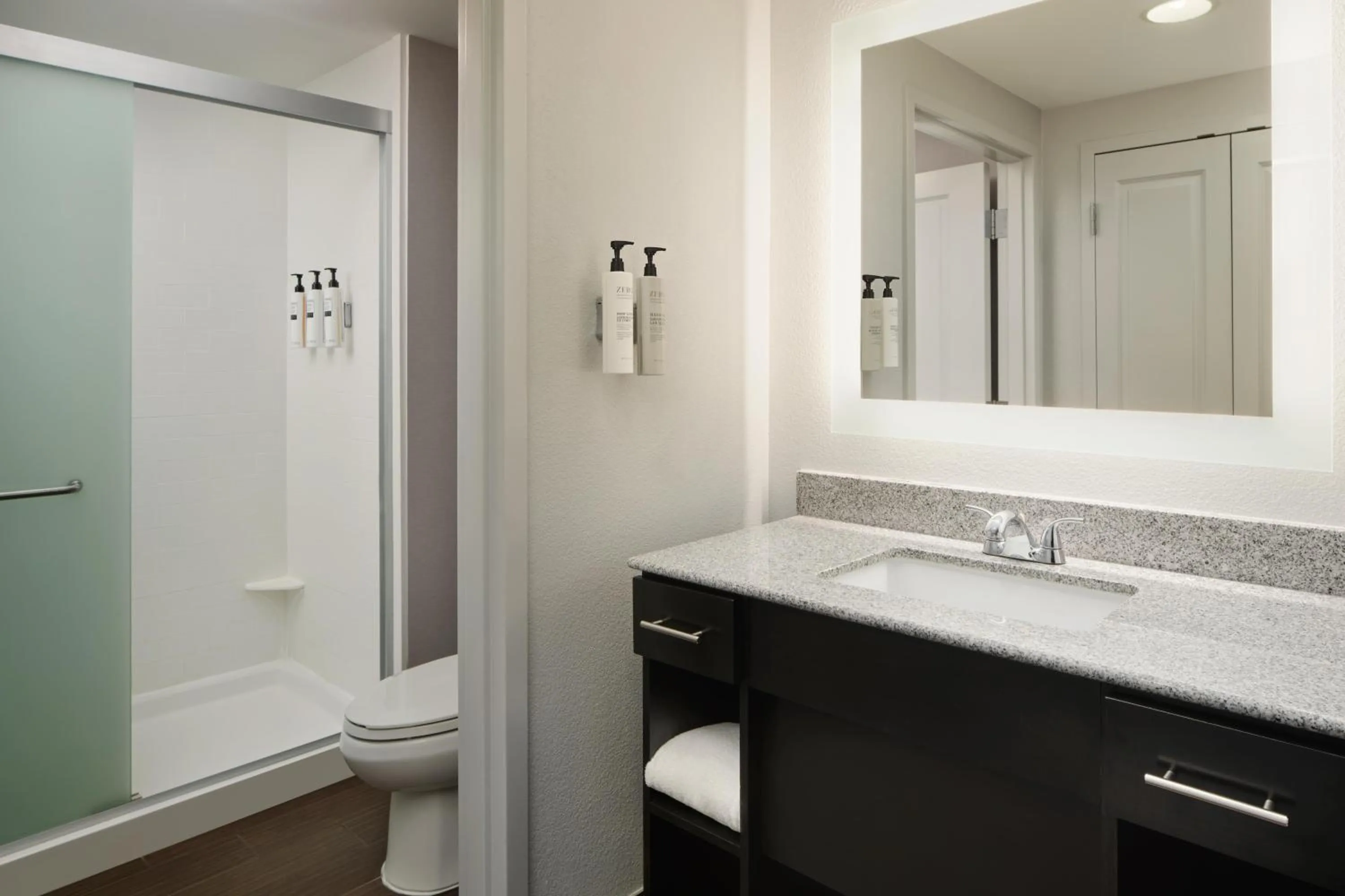 Bathroom in Homewood Suites by Hilton Columbus OSU, OH