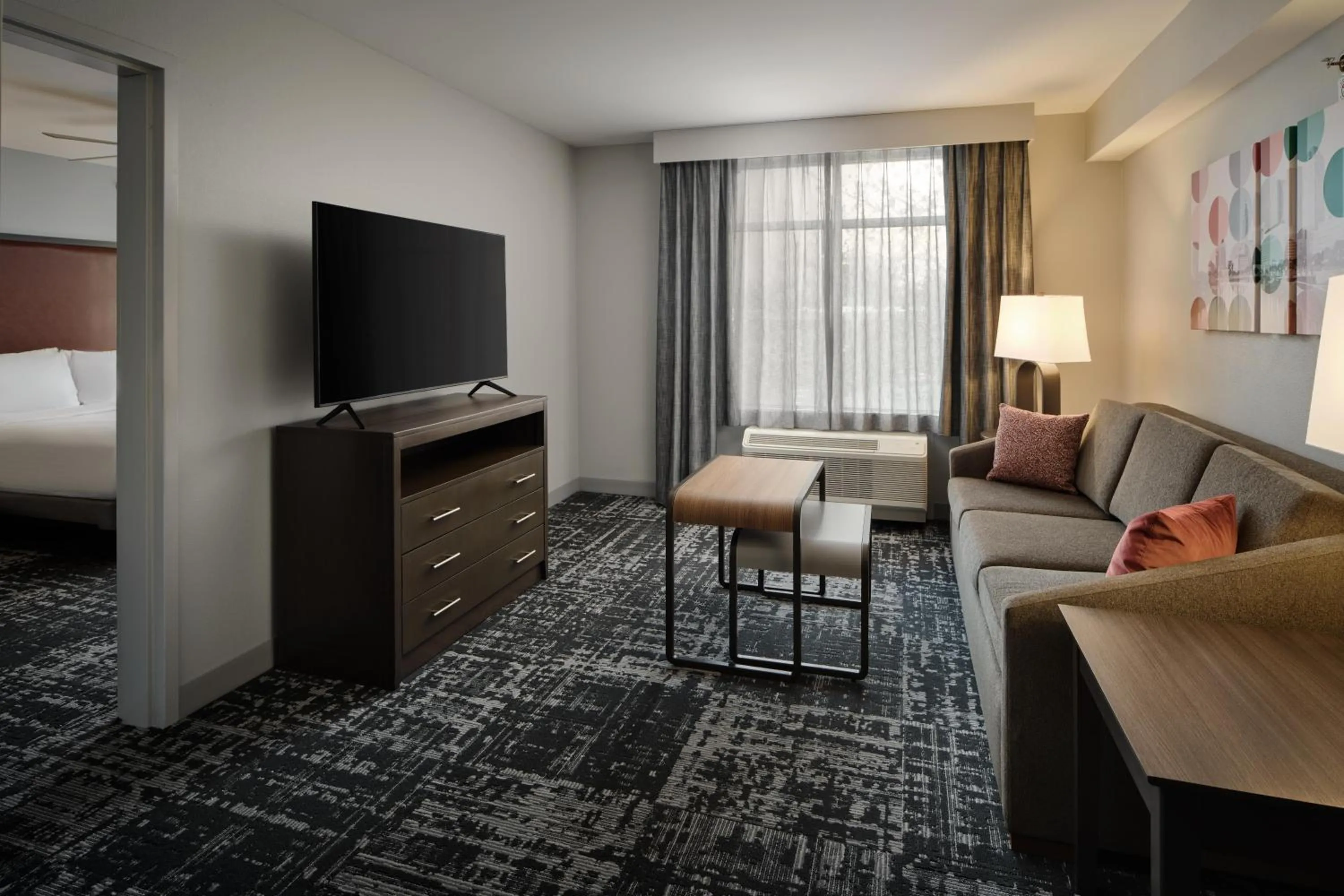Living room, Bed in Homewood Suites by Hilton Columbus OSU, OH