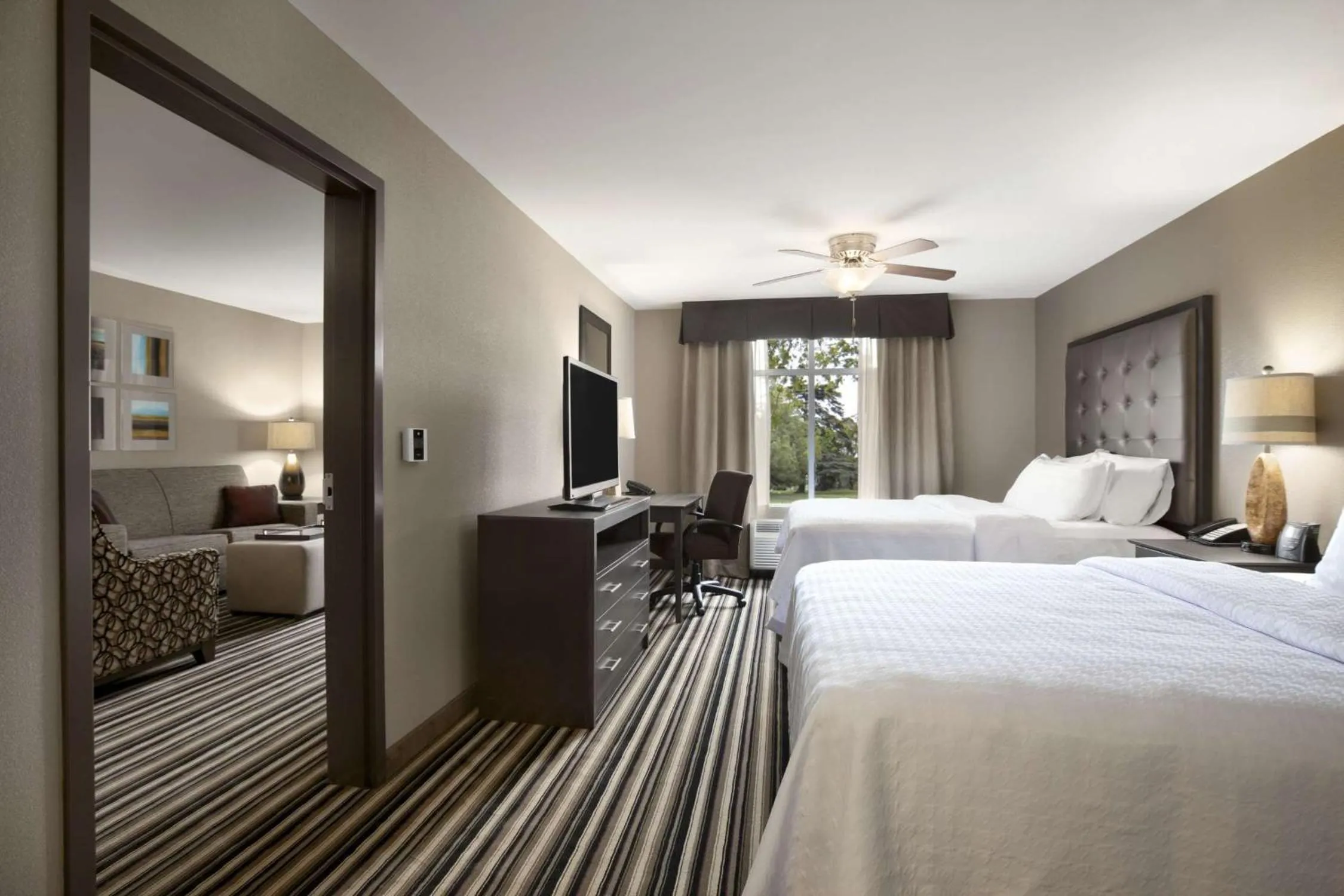 Bed in Homewood Suites by Hilton Columbus OSU, OH