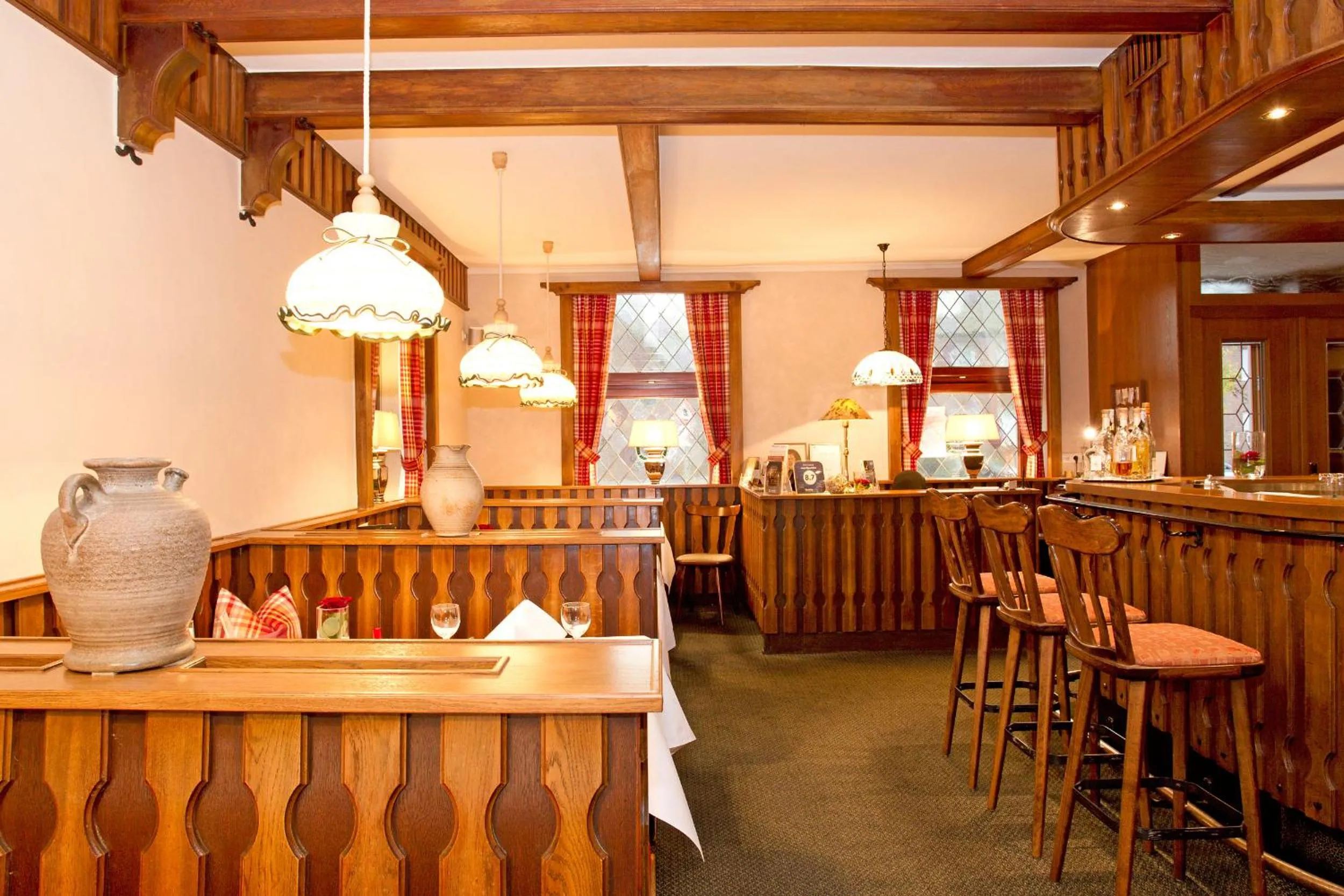 Restaurant/places to eat in Hotel Mennicken