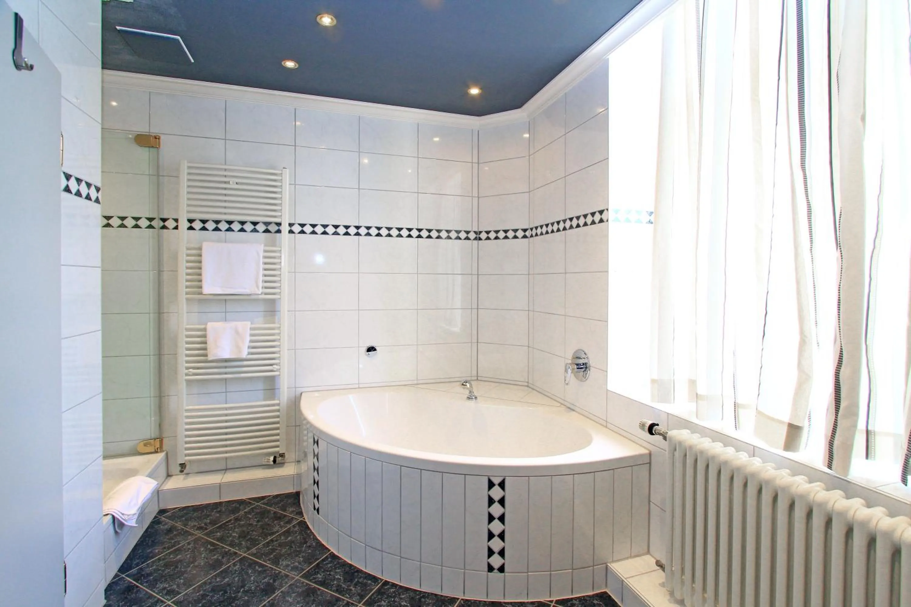 Bathroom in Hotel Mennicken