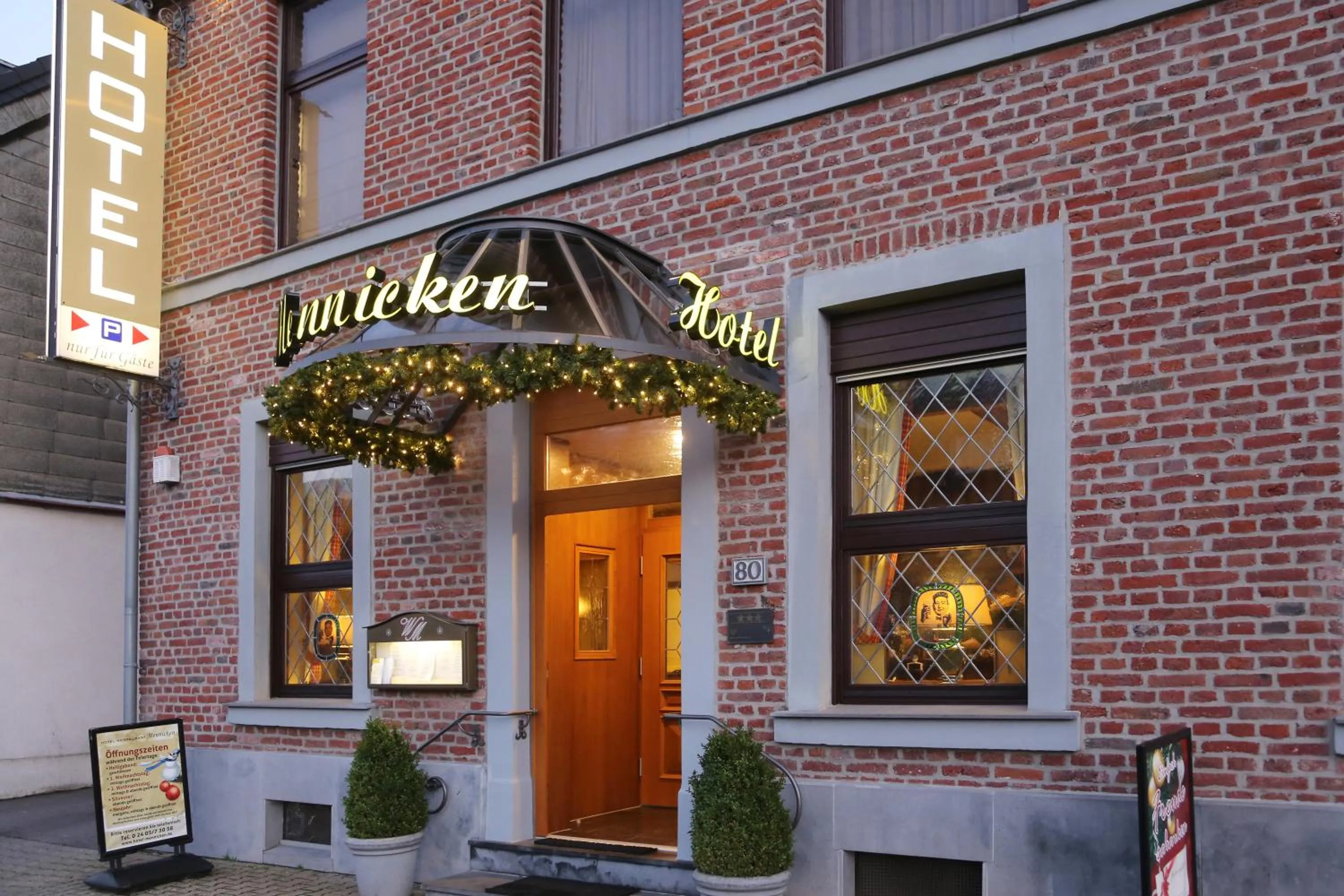 Facade/entrance in Hotel Mennicken