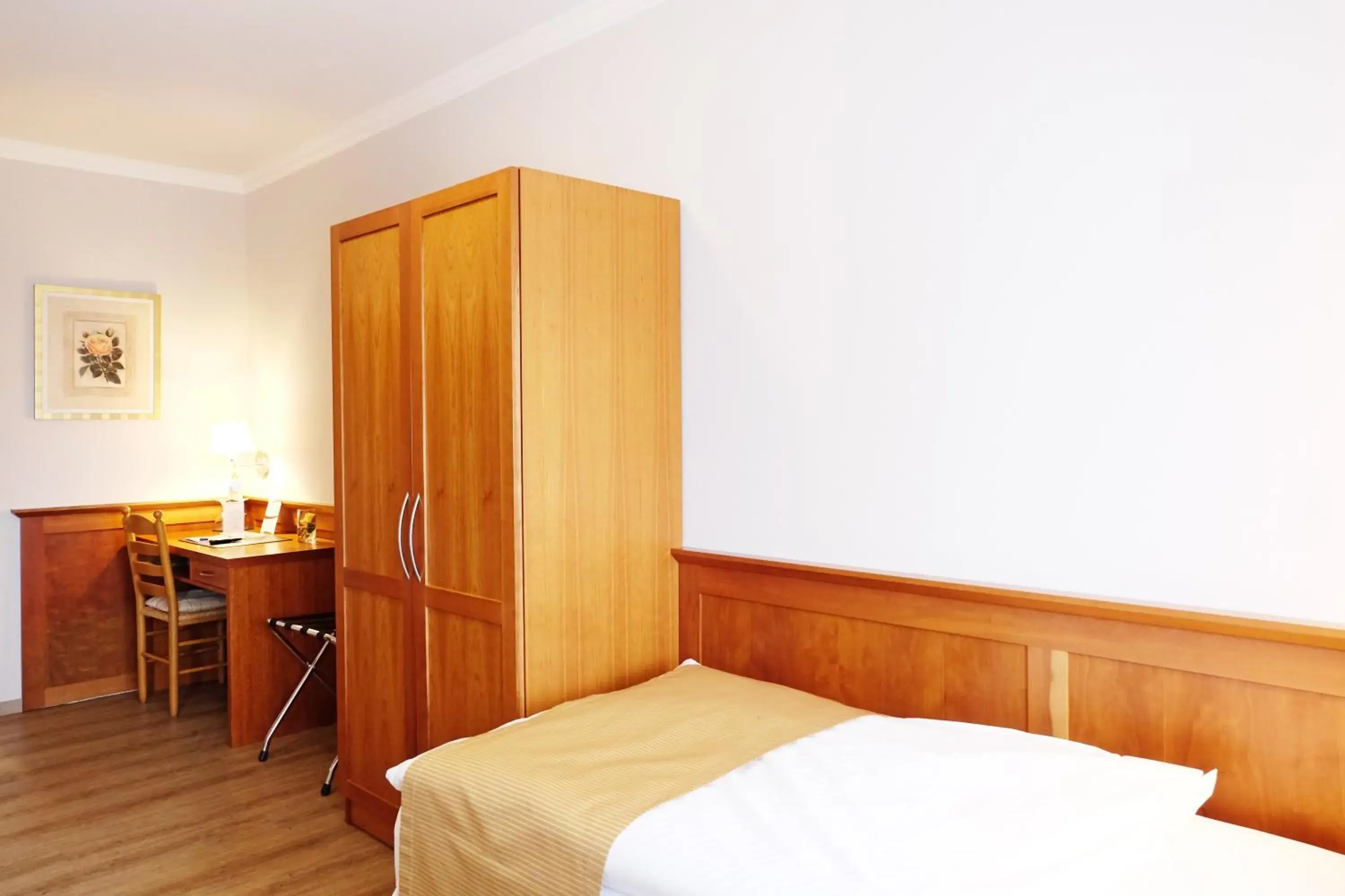 Single Room in Hotel Mennicken Single Room in Hotel Mennicken