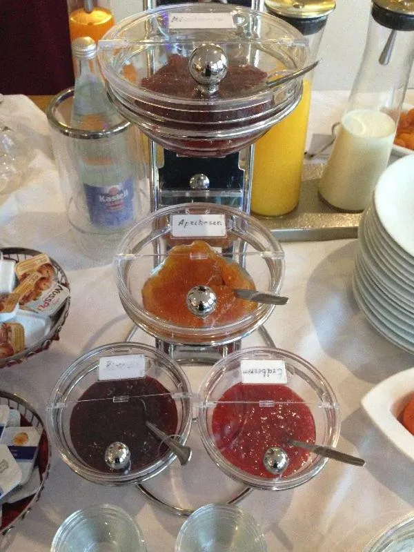 Buffet breakfast in Hotel Mennicken