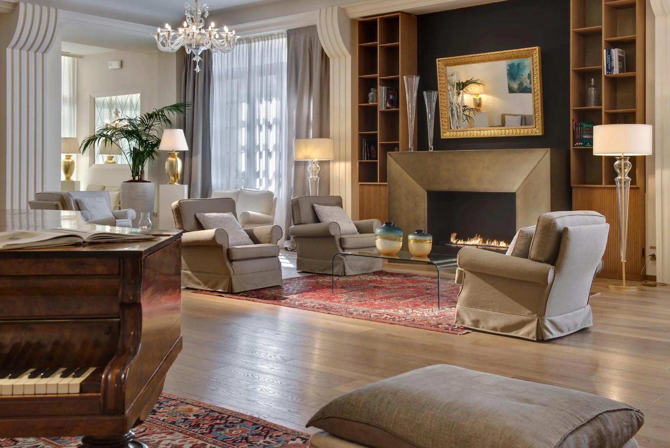 Communal lounge/ TV room in Terme Europa