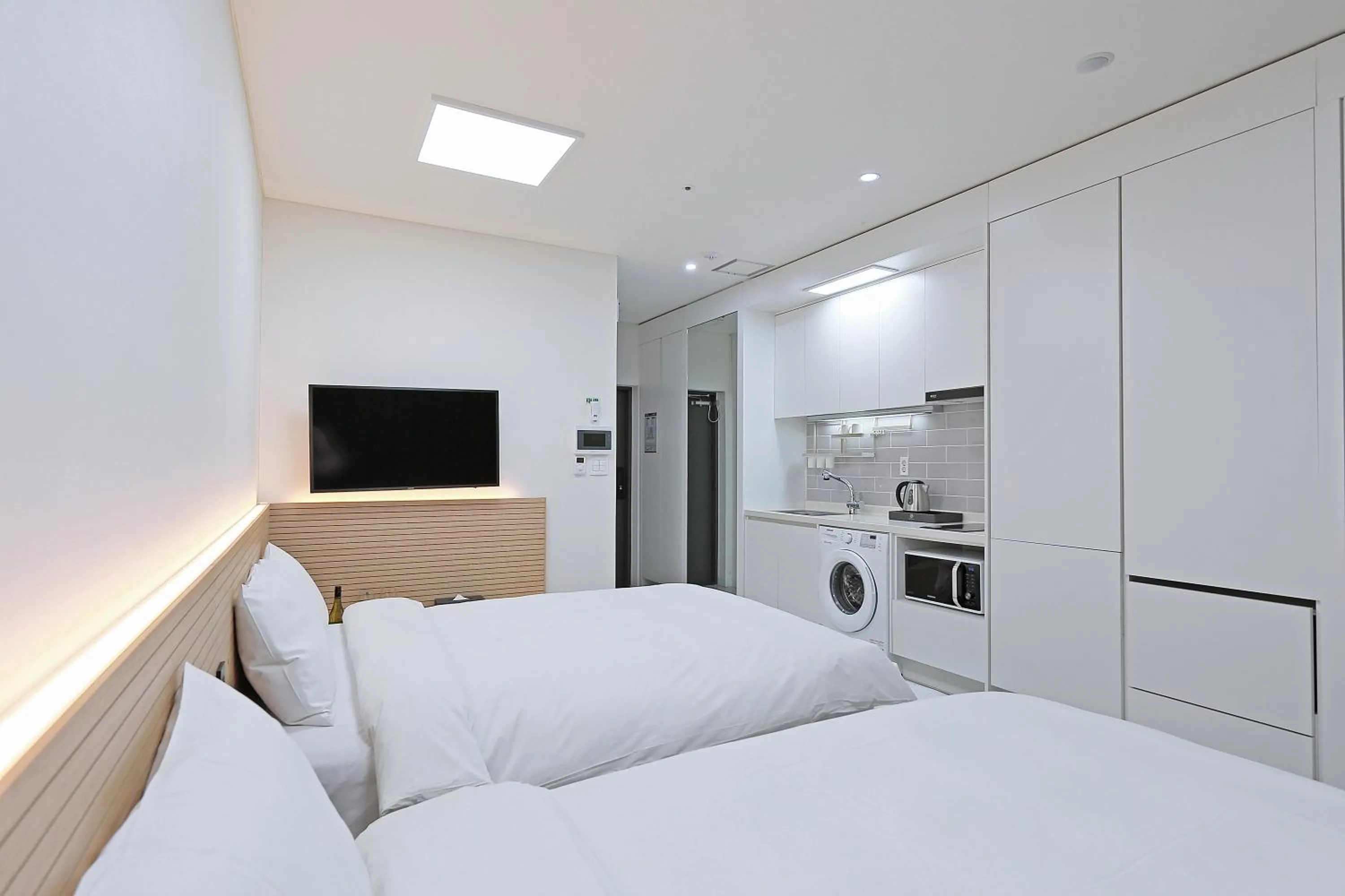 Bed in World Sky Residence Hotel