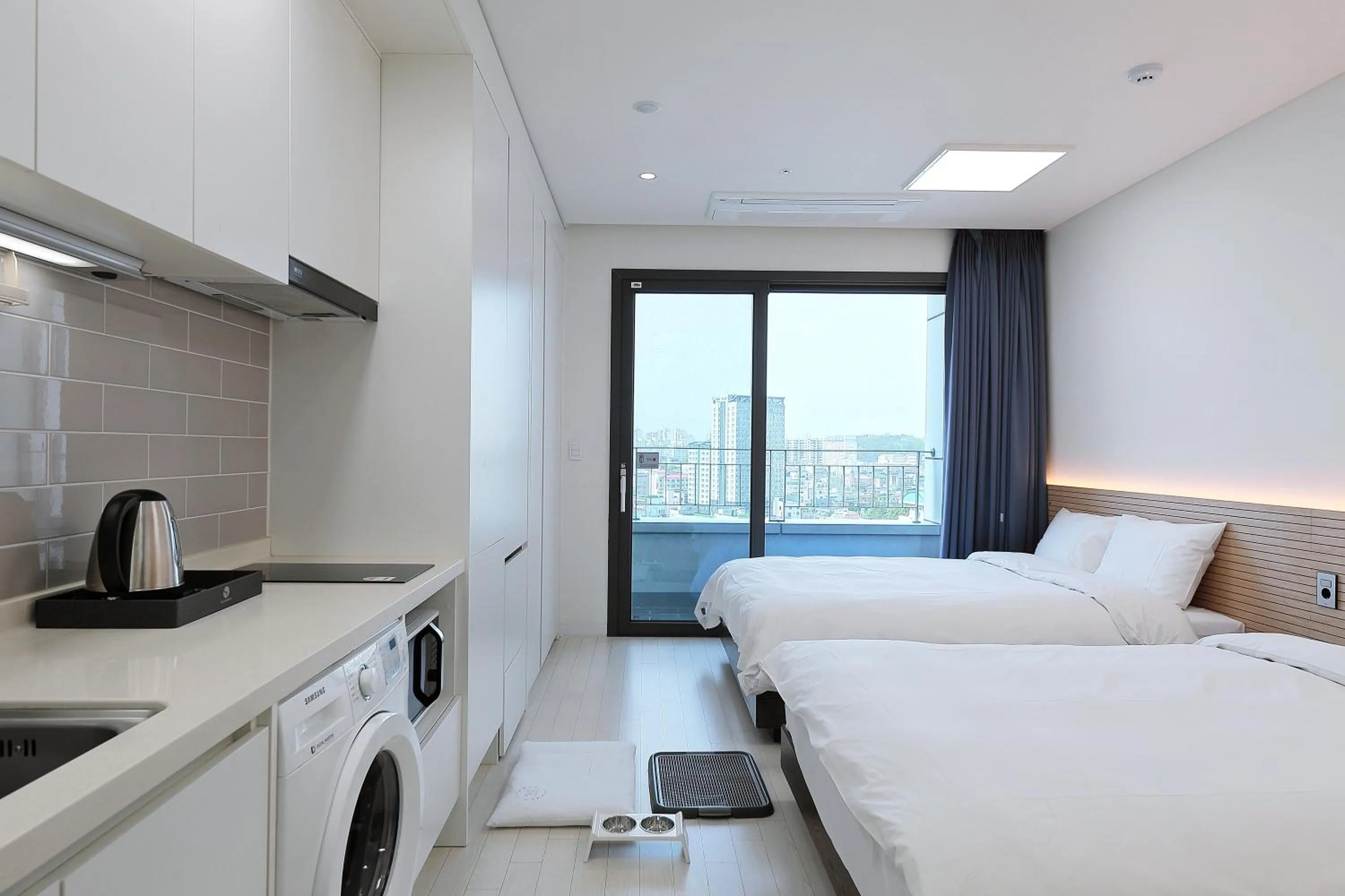 Bed in World Sky Residence Hotel